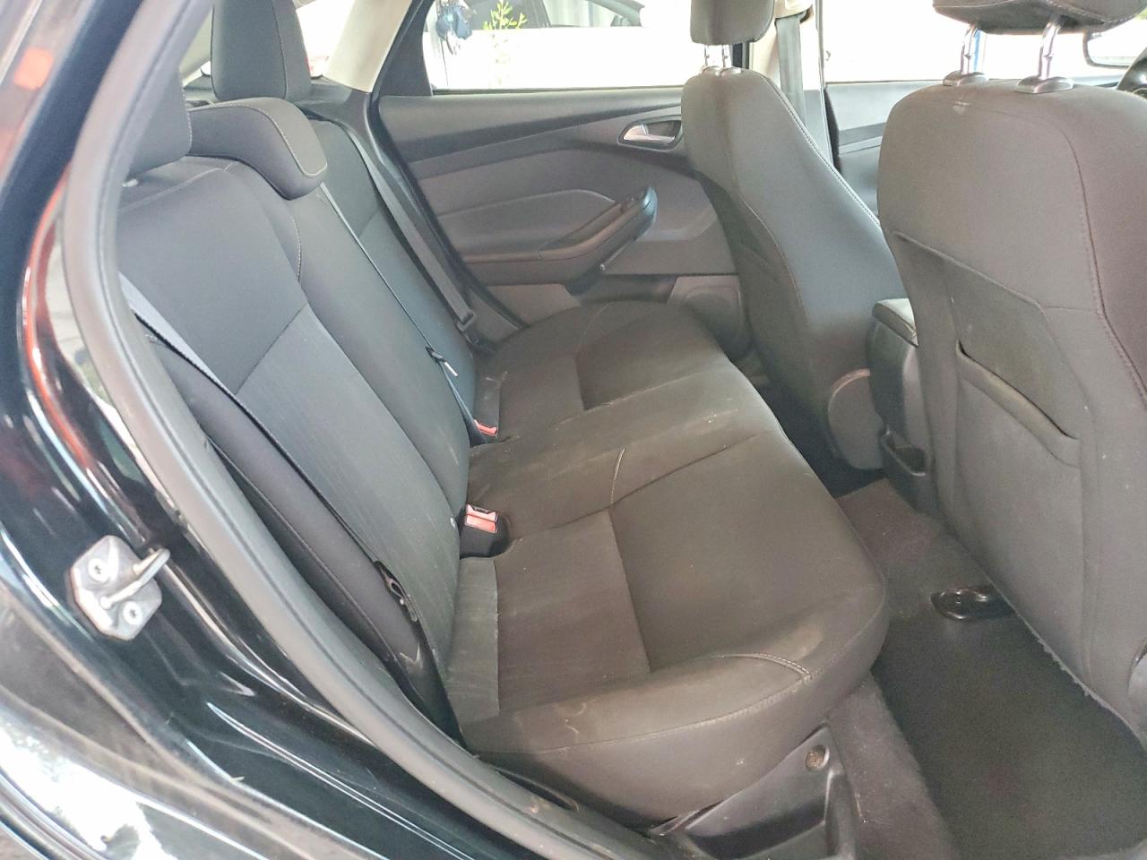 2015 Ford Focus Se Black vin: 1FADP3F23FL205459