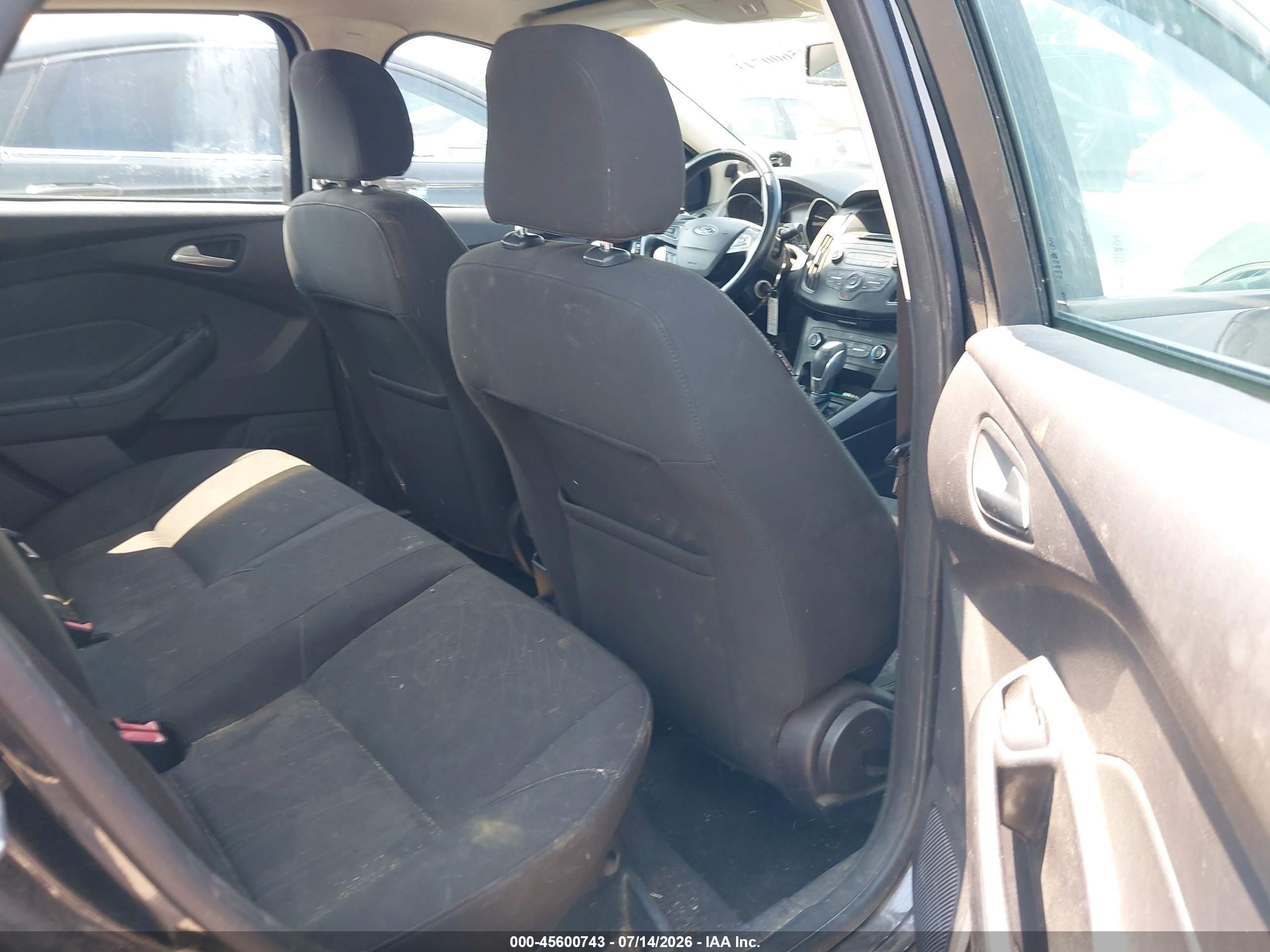 2015 Ford Focus Se Black vin: 1FADP3F23FL216963