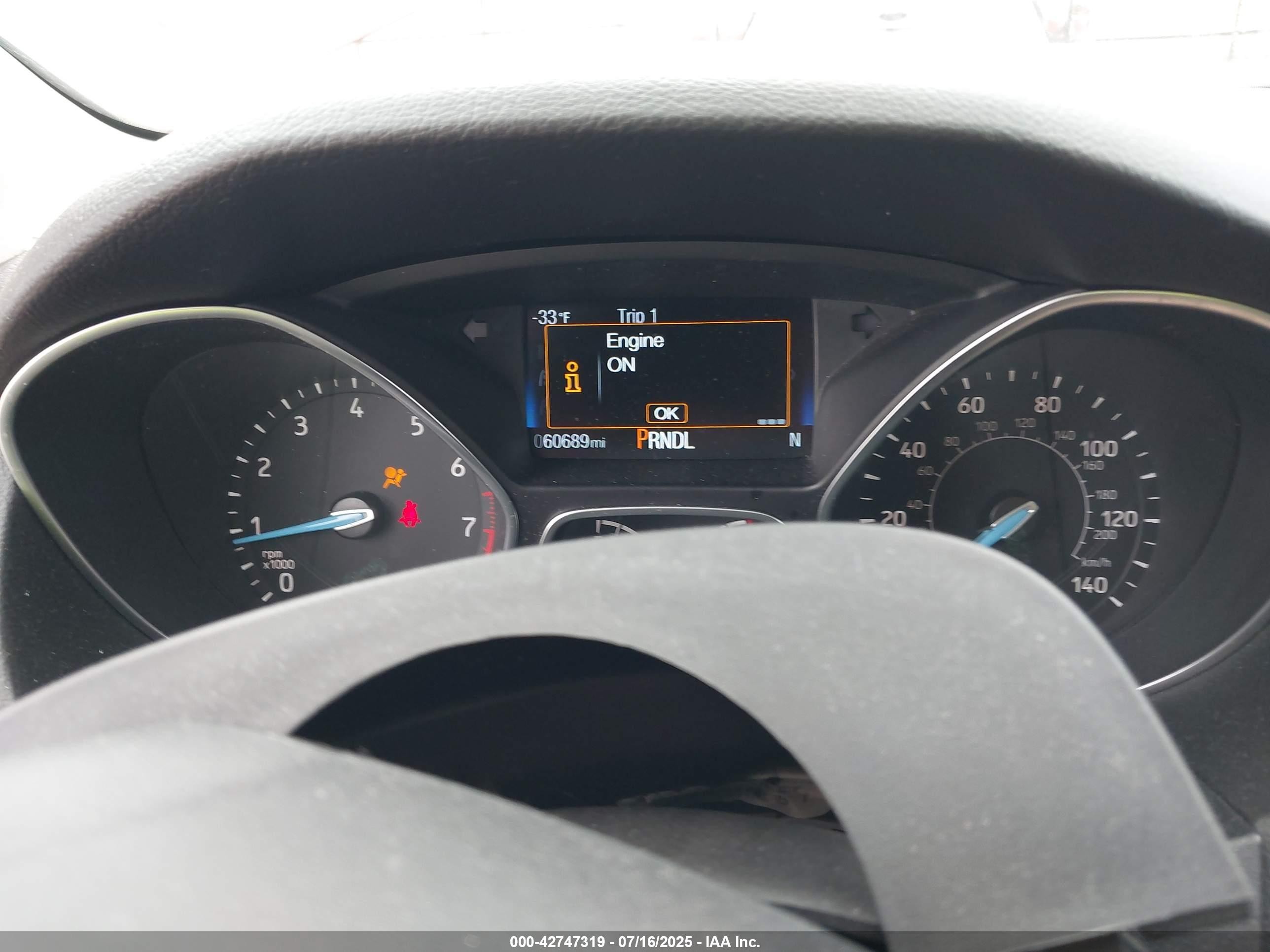 2015 Ford Focus Se Red vin: 1FADP3F23FL241958