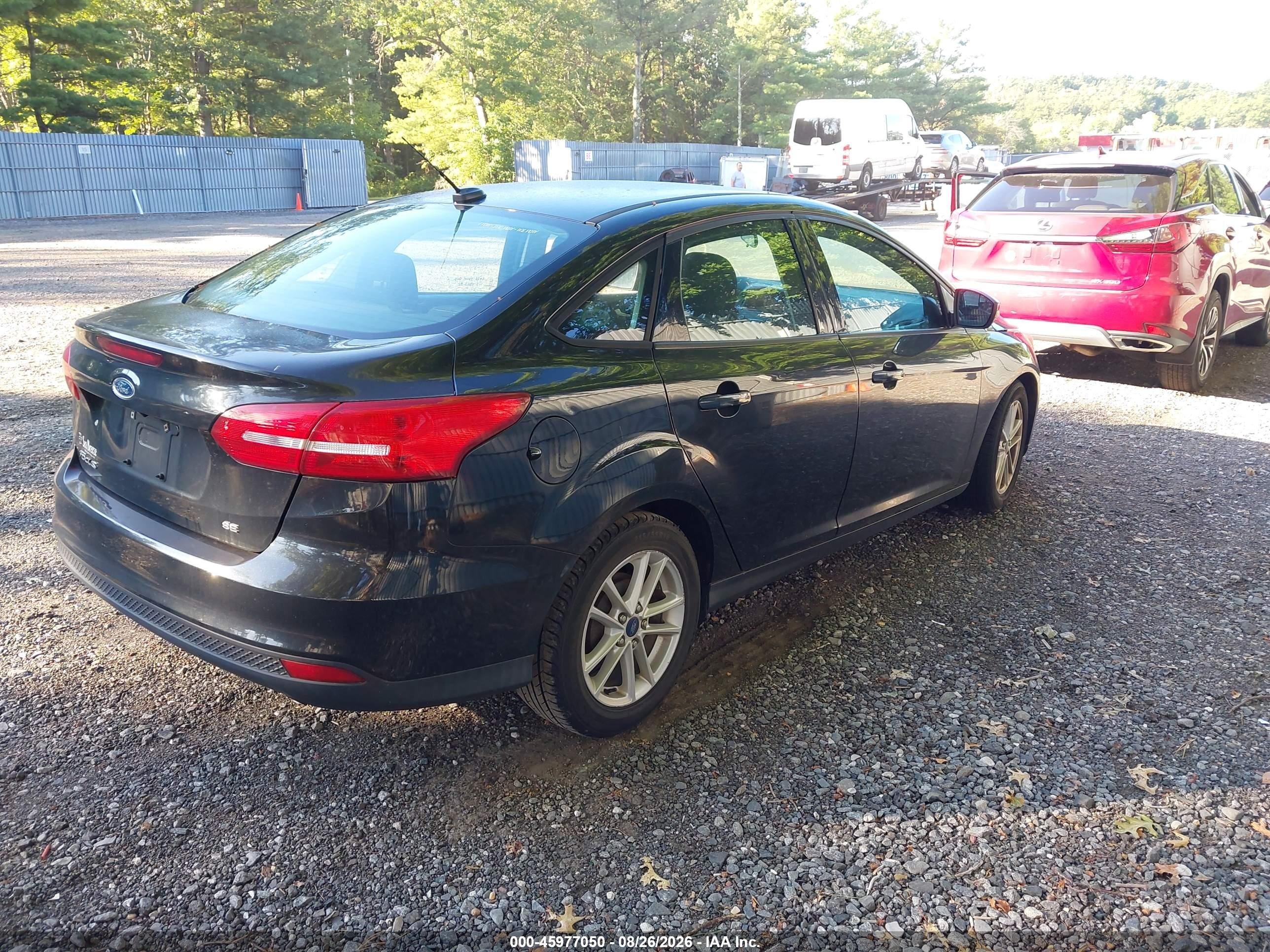 2015 Ford Focus Se Black vin: 1FADP3F23FL242494