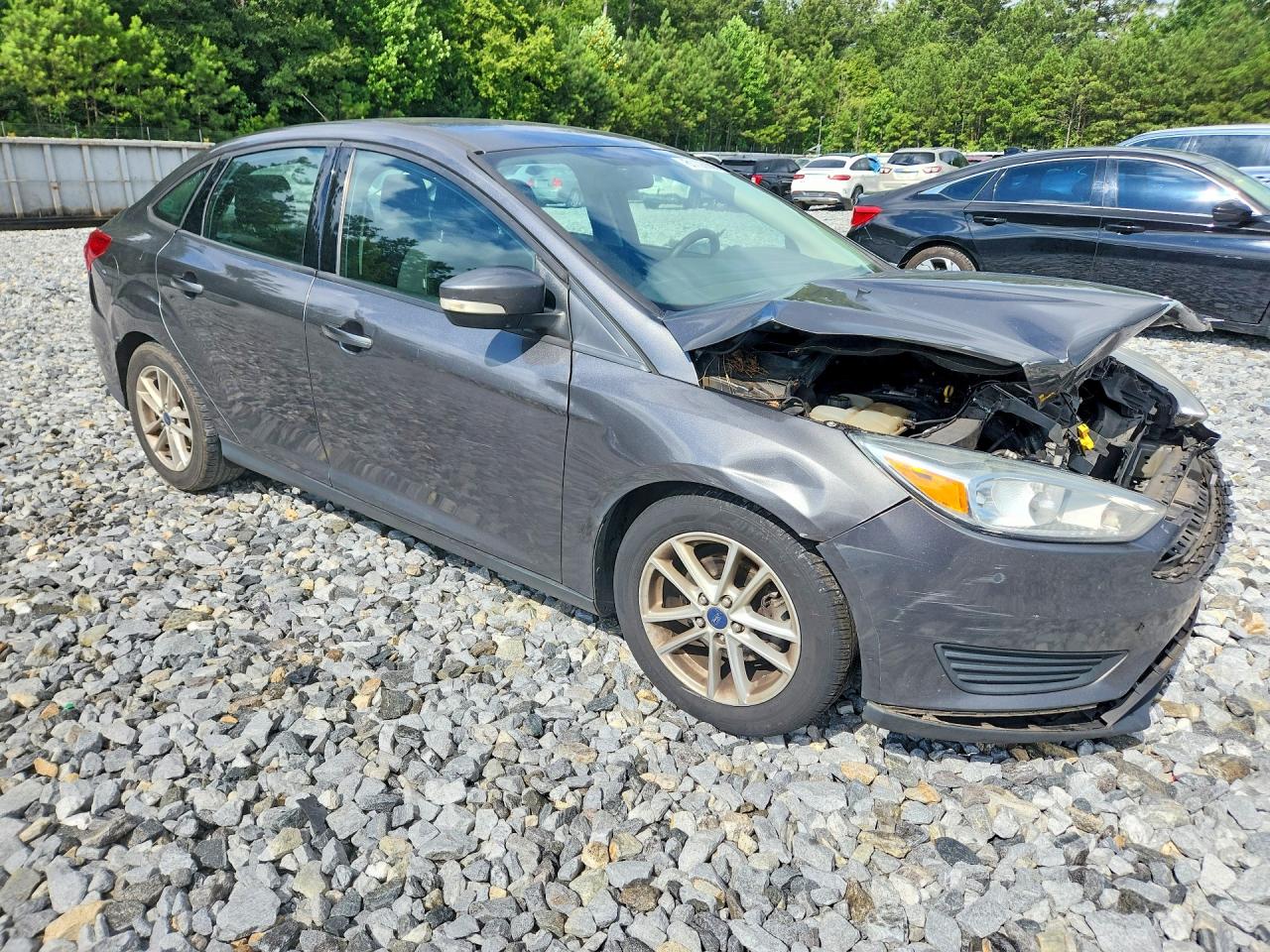 2015 Ford Focus Se Gray vin: 1FADP3F23FL246769