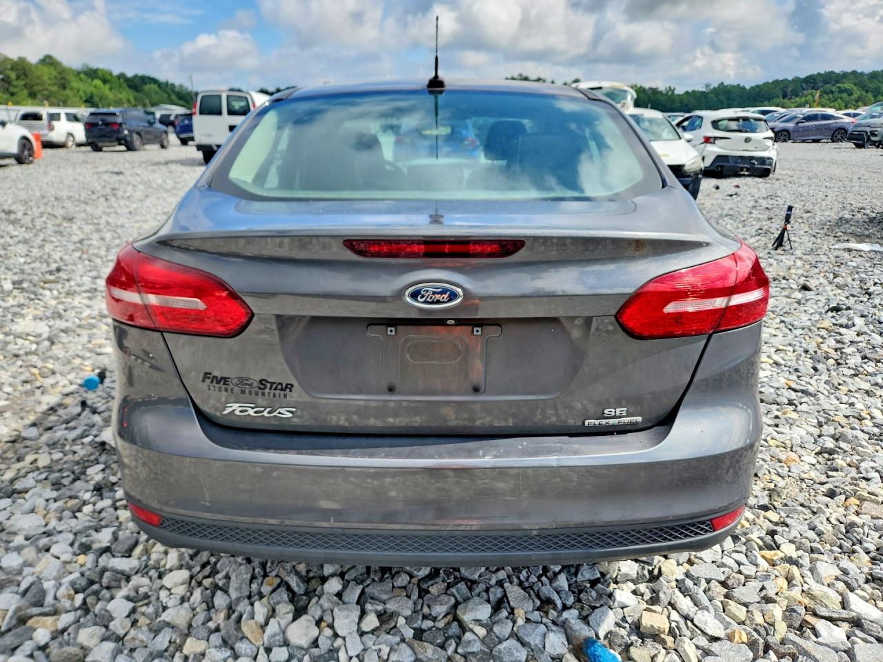 2015 Ford Focus Se Gray vin: 1FADP3F23FL246769