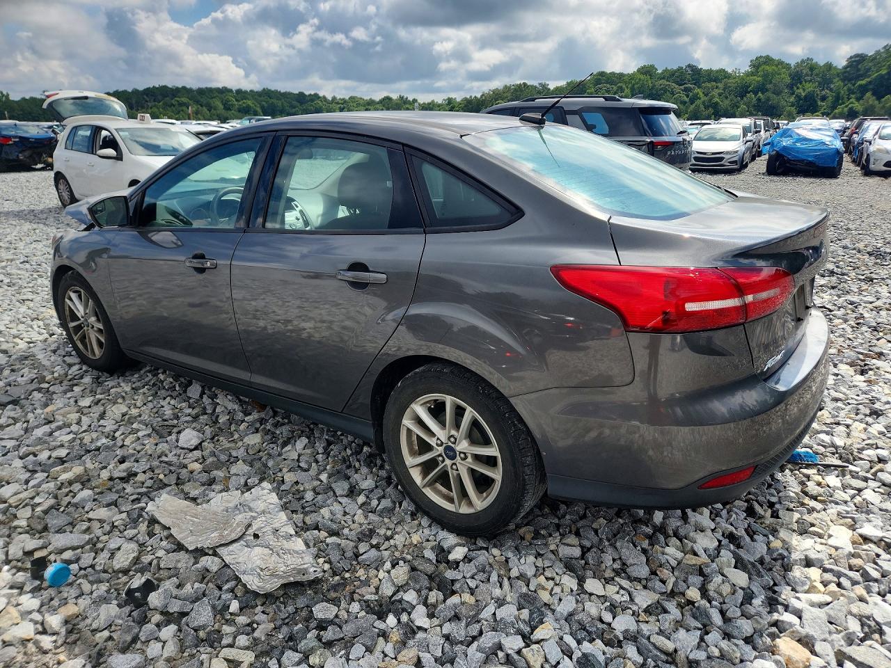 2015 Ford Focus Se Gray vin: 1FADP3F23FL246769