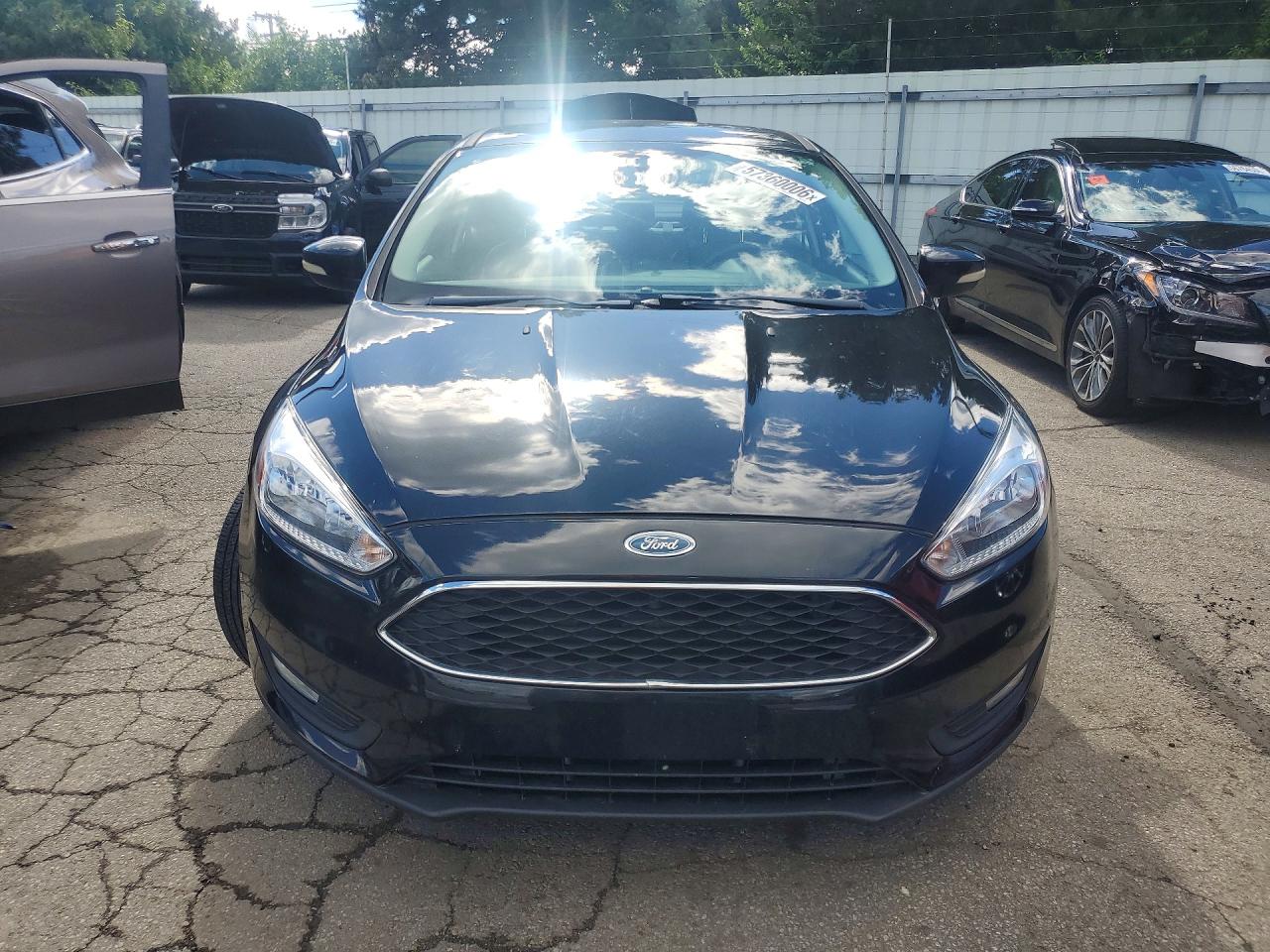 2015 Ford Focus Se Black vin: 1FADP3F23FL270957