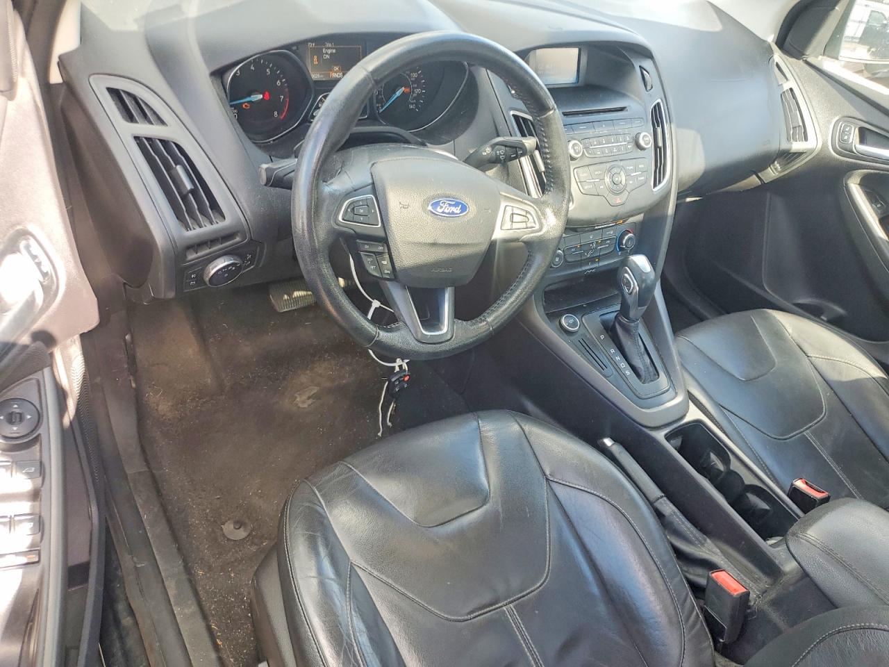 2015 Ford Focus Se Black vin: 1FADP3F23FL270957