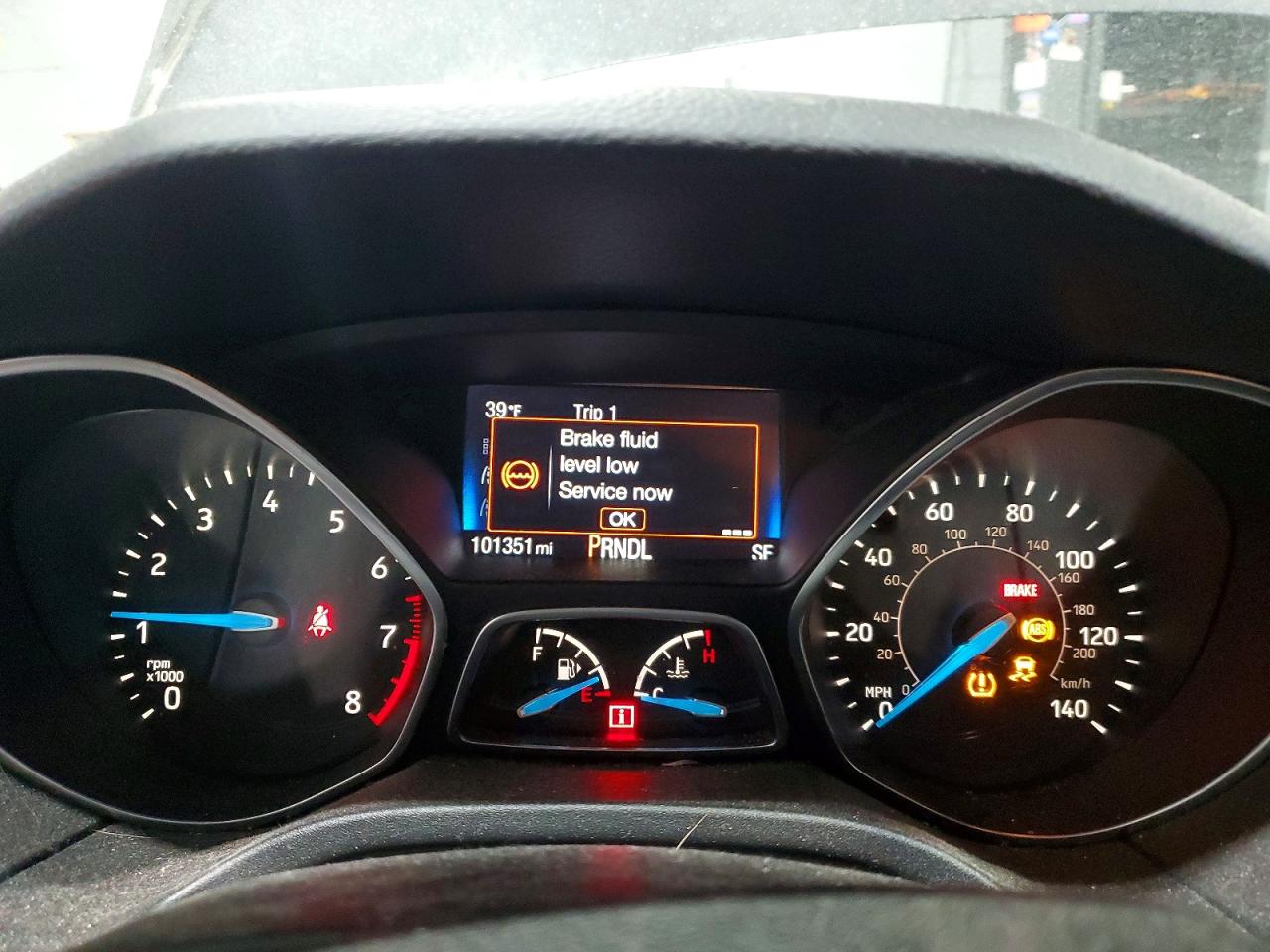 2015 Ford Focus Se Gray vin: 1FADP3F23FL272739
