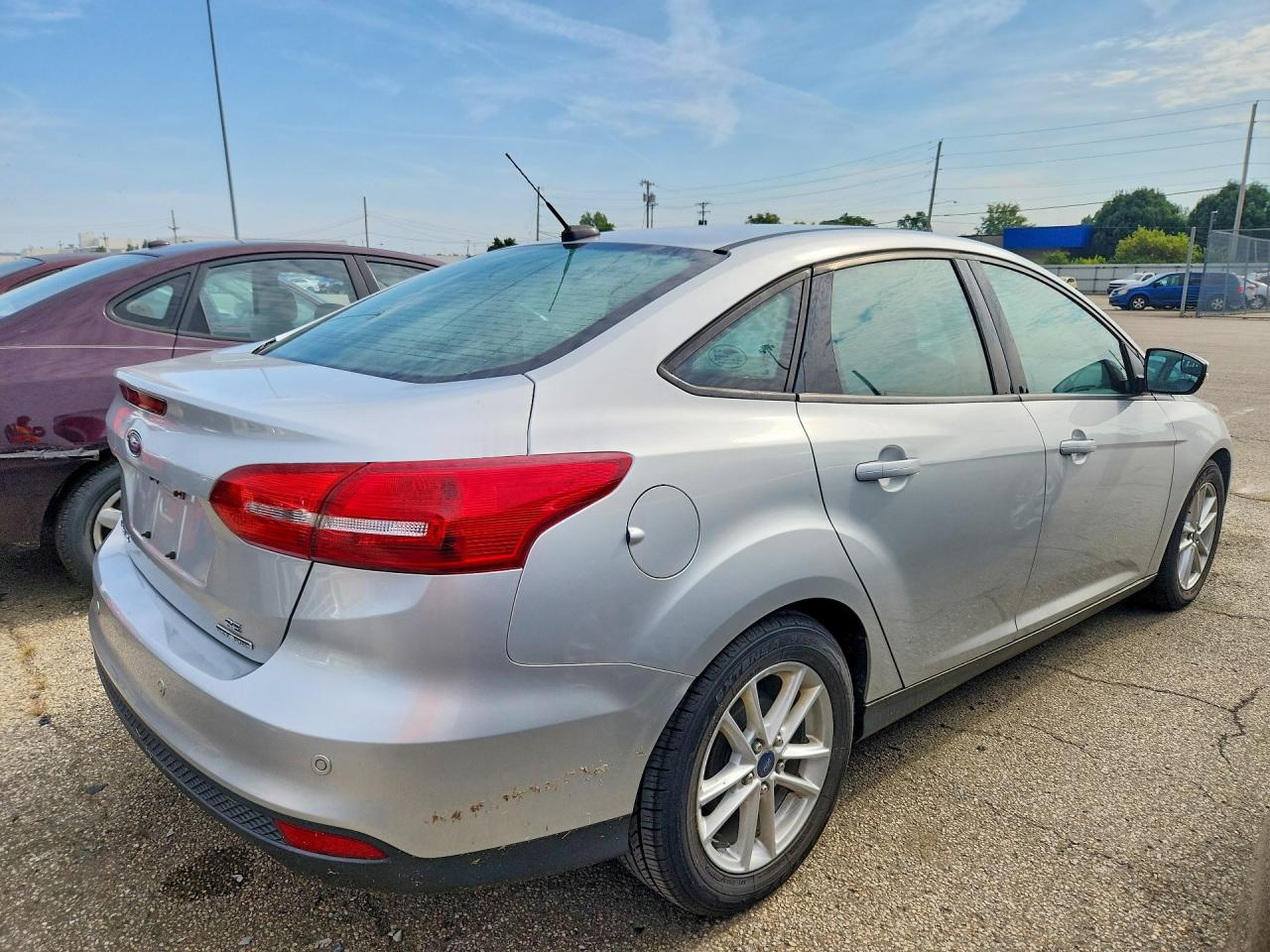 2015 Ford Focus Se Silver vin: 1FADP3F23FL280498