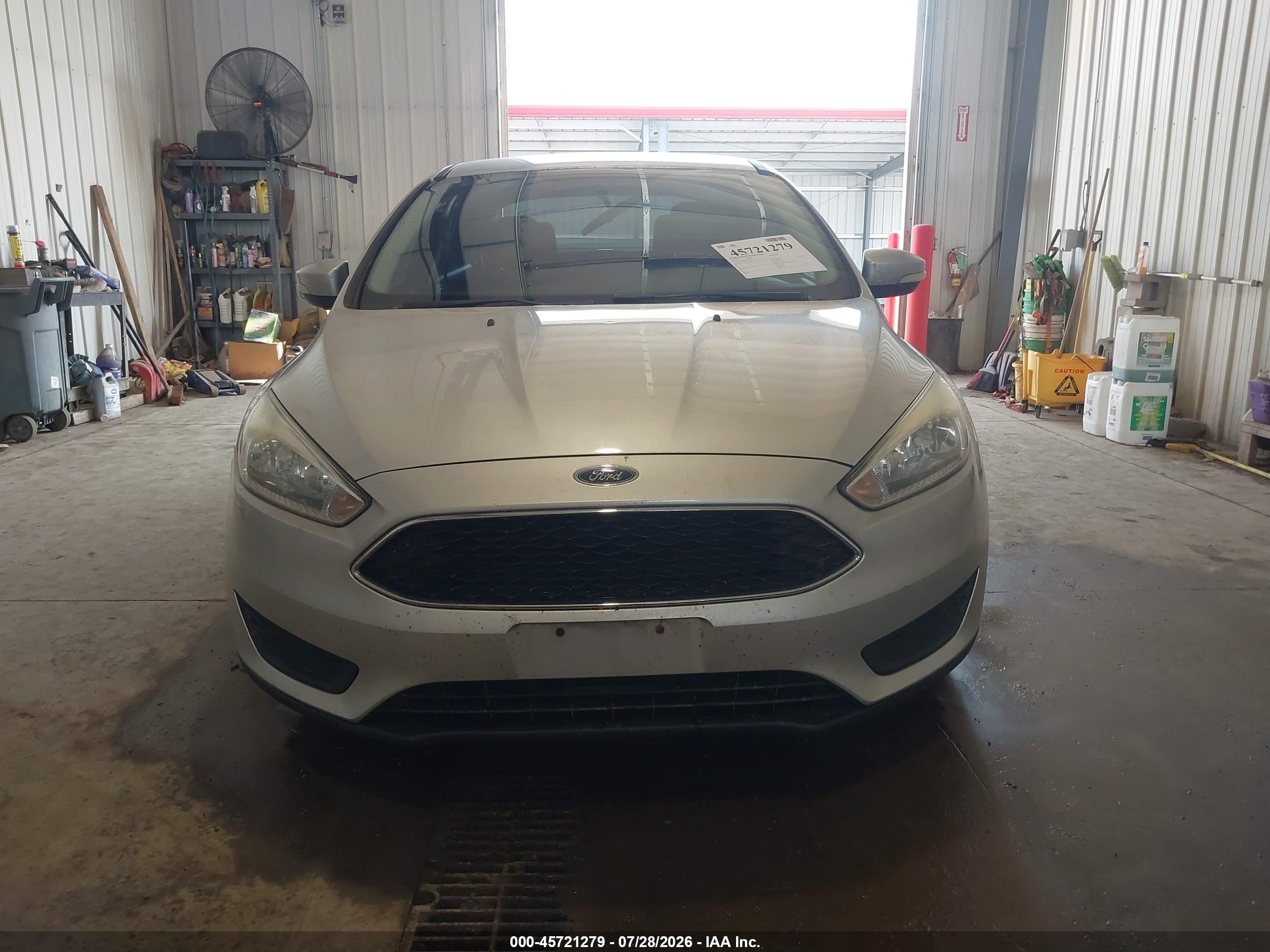 2015 Ford Focus Se Silver vin: 1FADP3F23FL281232