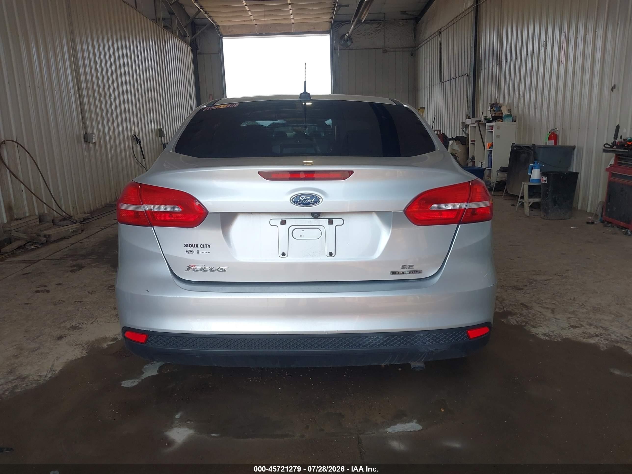 2015 Ford Focus Se Silver vin: 1FADP3F23FL281232