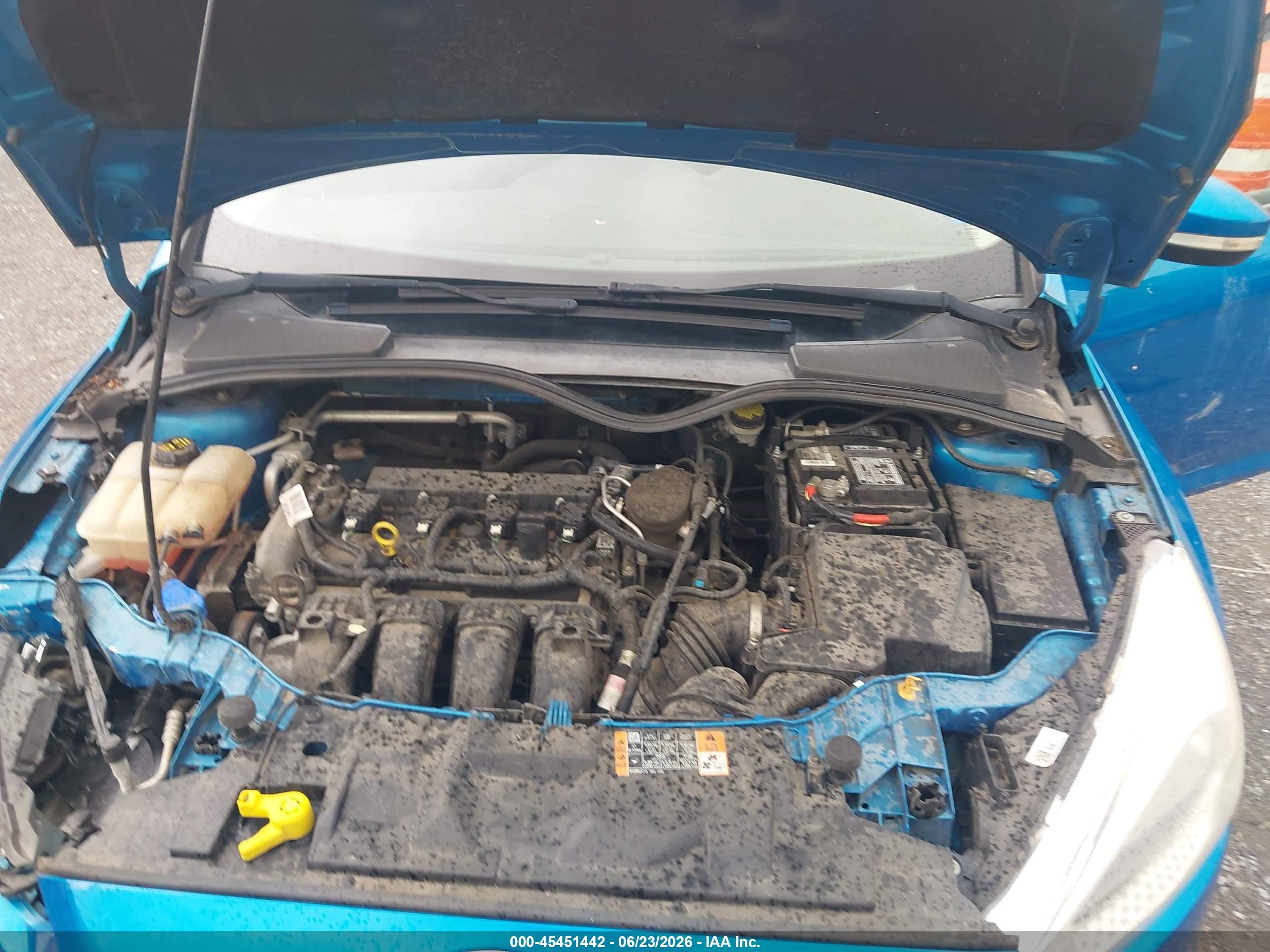 2015 Ford Focus Se Blue vin: 1FADP3F23FL286883