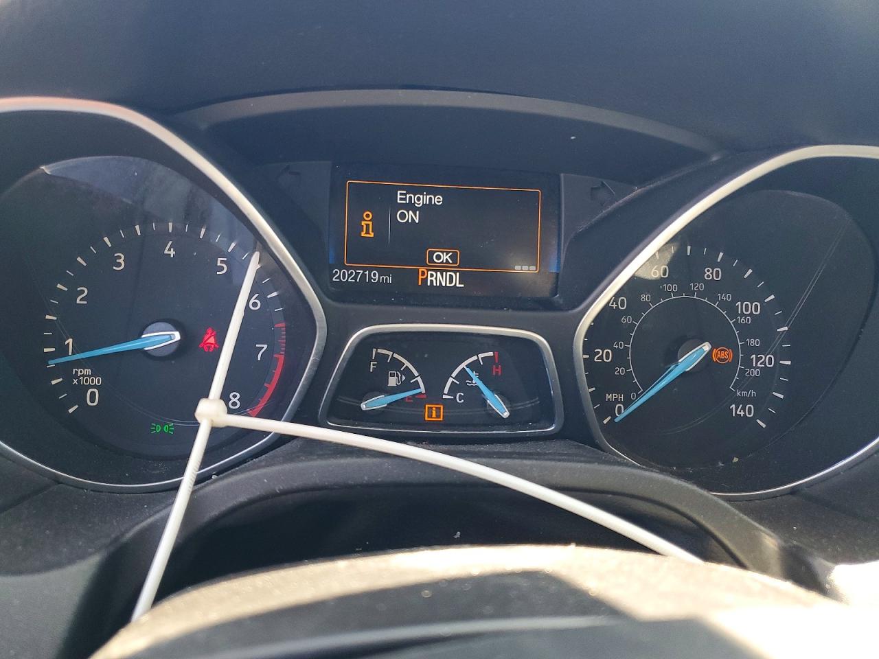 2015 Ford Focus Se Red vin: 1FADP3F23FL300135