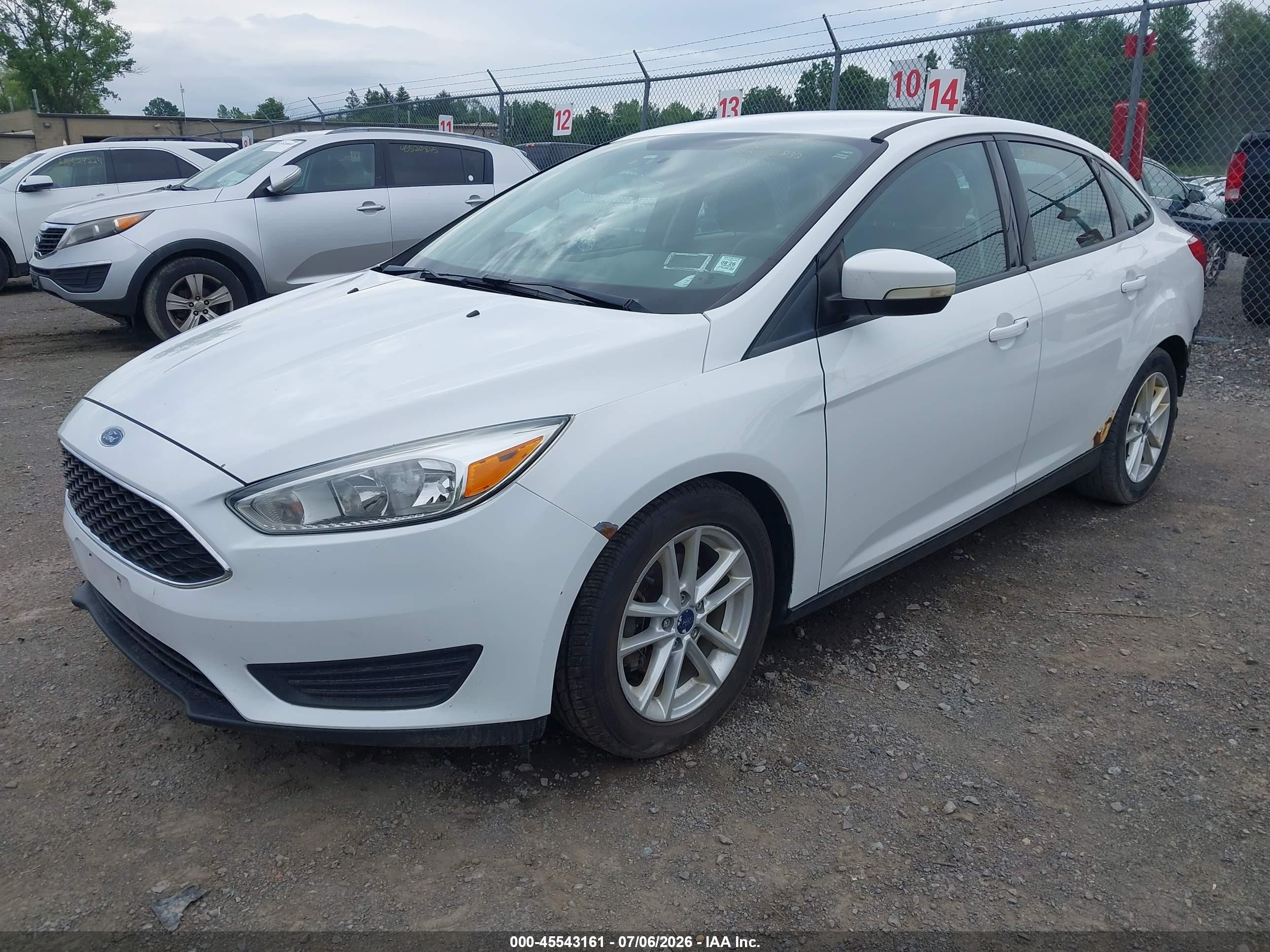 2015 Ford Focus Se White vin: 1FADP3F23FL301737