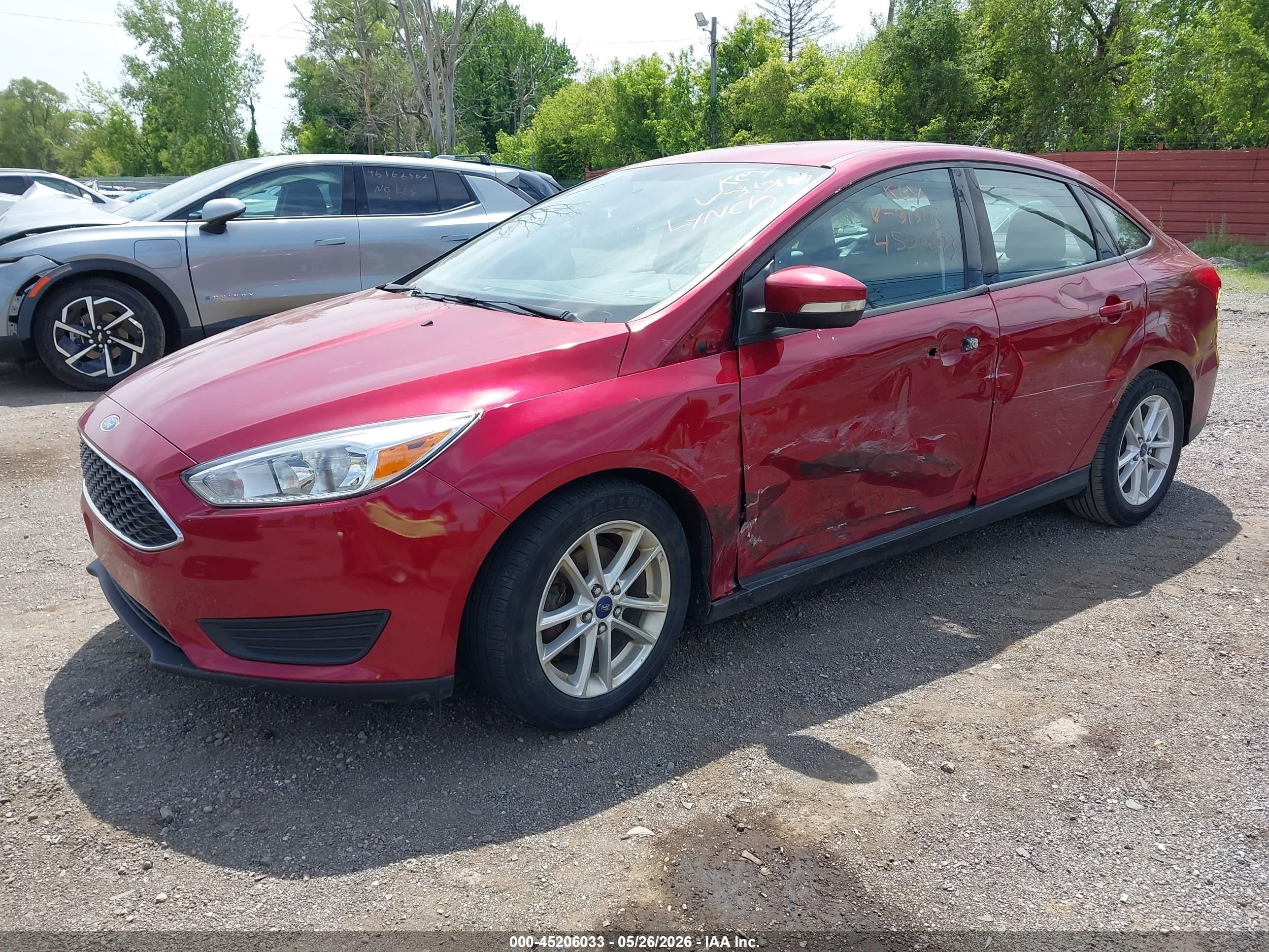 2015 Ford Focus Se Red vin: 1FADP3F23FL313113