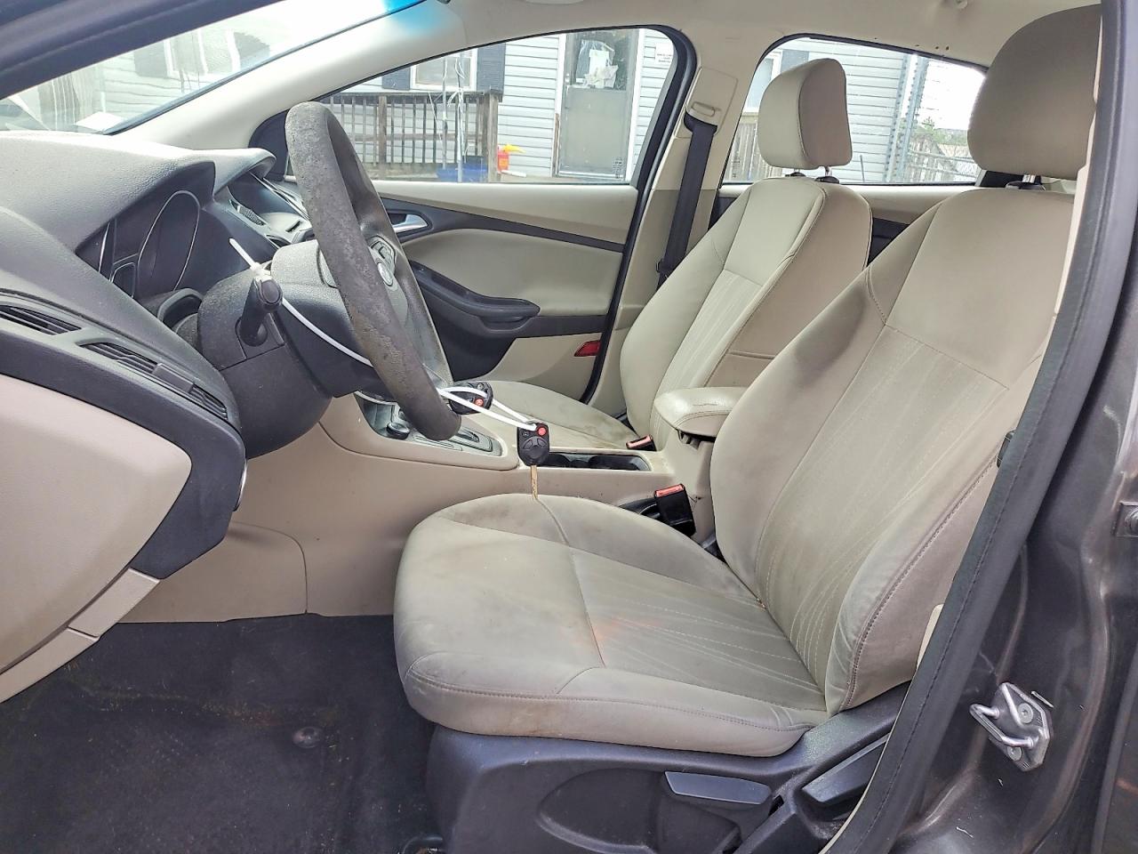2015 Ford Focus Se Gray vin: 1FADP3F23FL317324