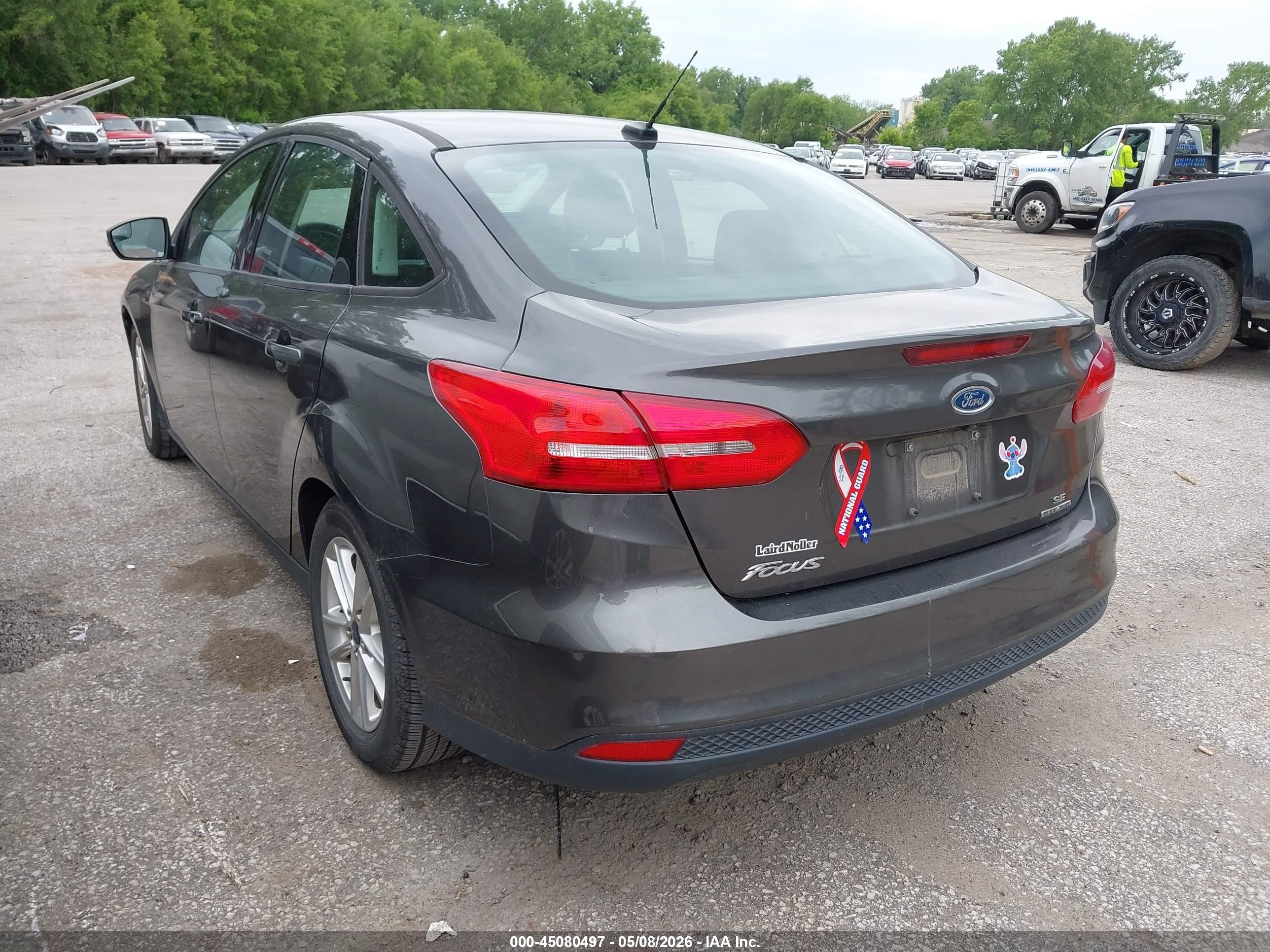 2015 Ford Focus Se Gray vin: 1FADP3F23FL327223