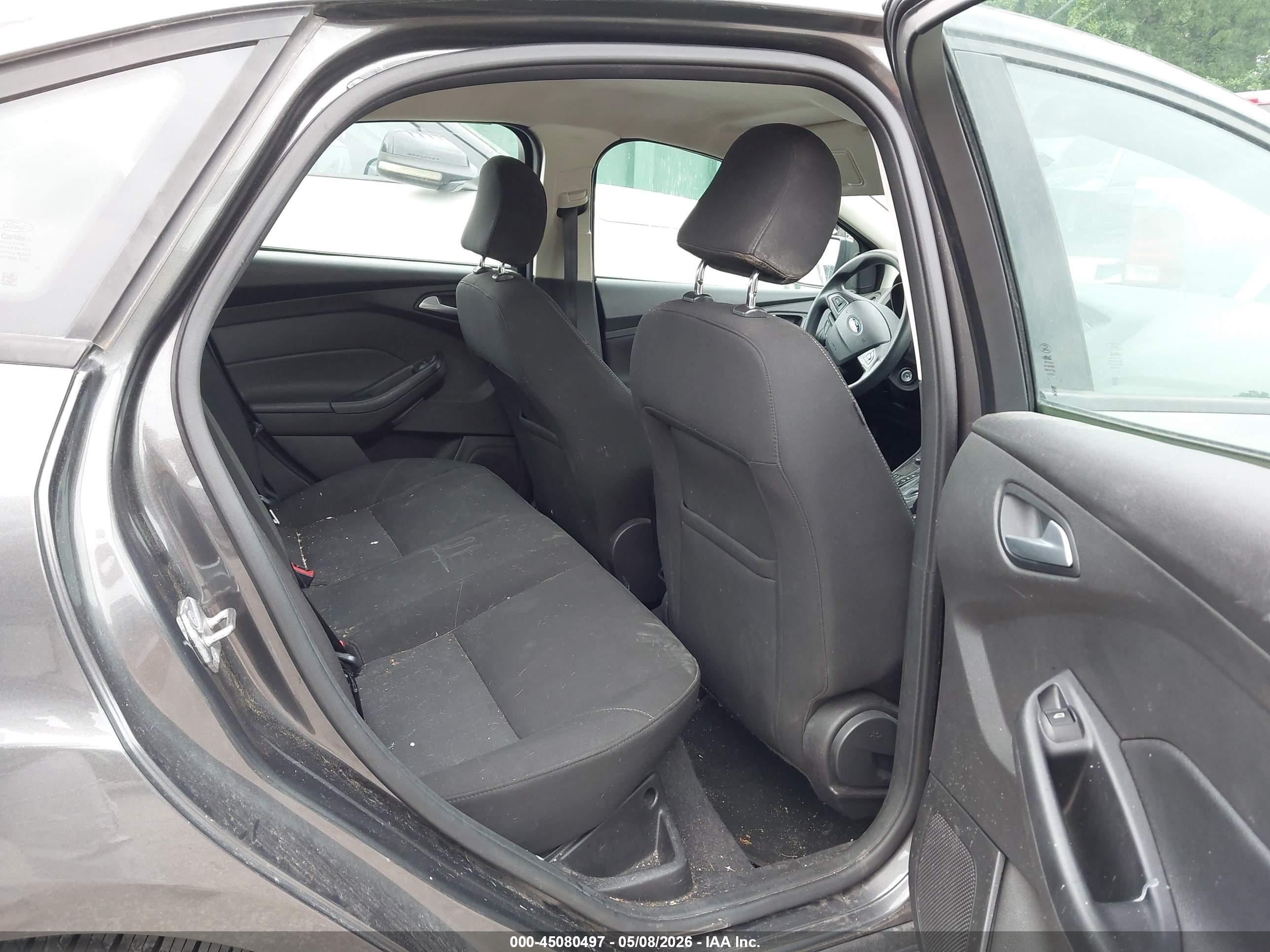 2015 Ford Focus Se Gray vin: 1FADP3F23FL327223