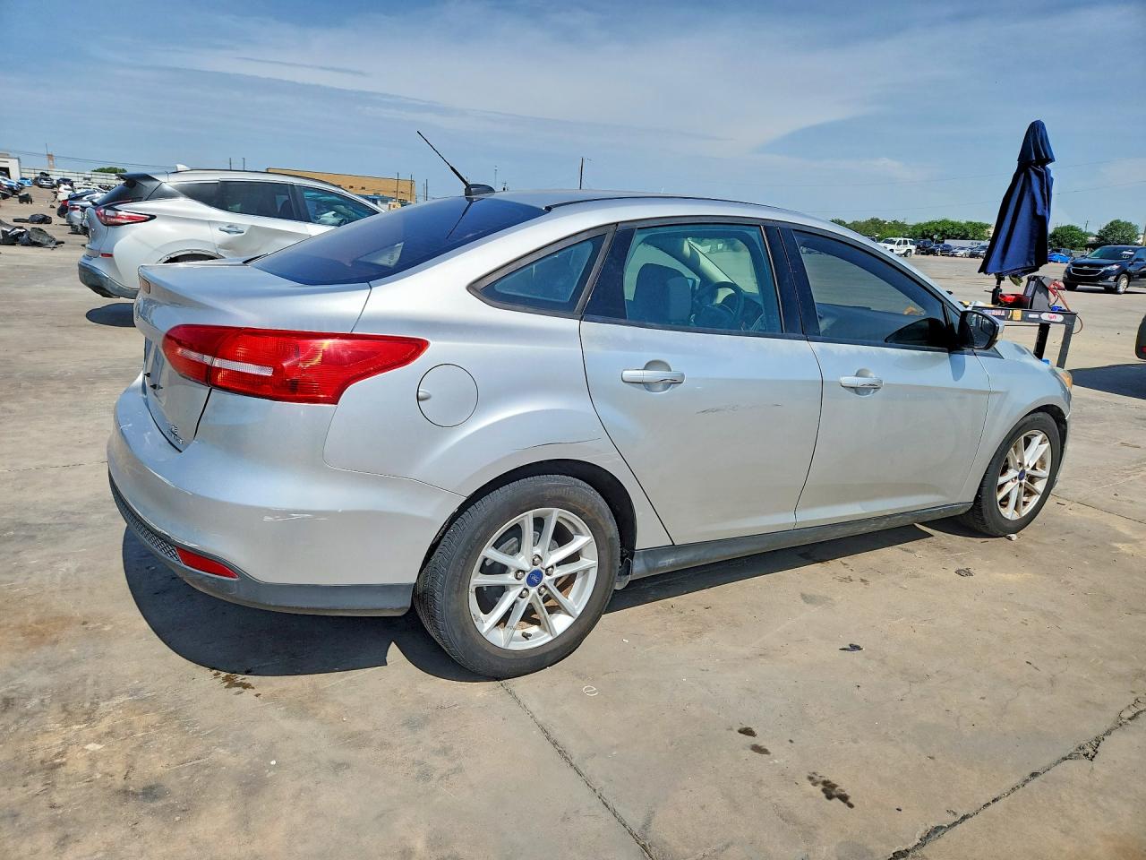 2015 Ford Focus Se Silver vin: 1FADP3F23FL340649