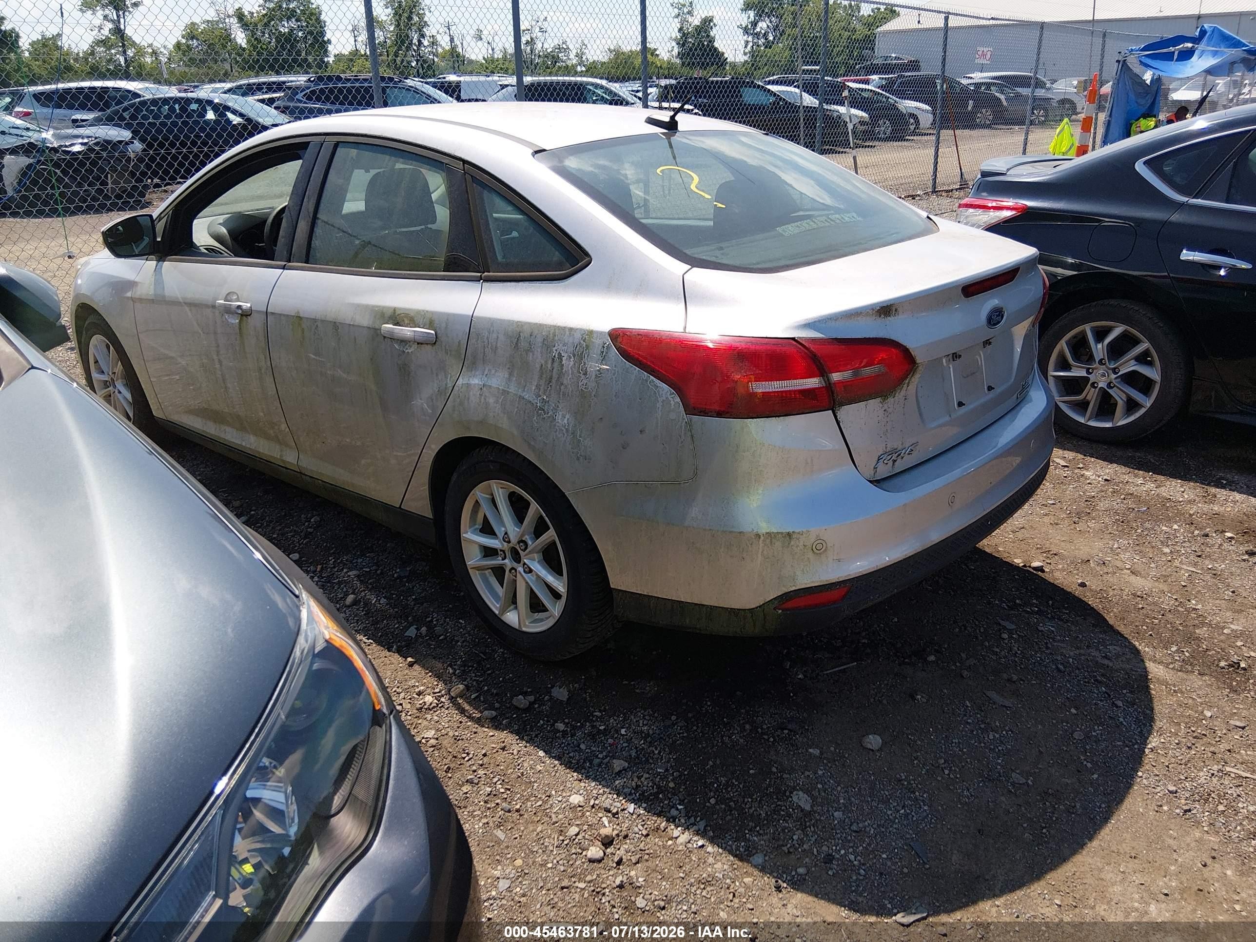 2015 Ford Focus Se Silver vin: 1FADP3F23FL346791