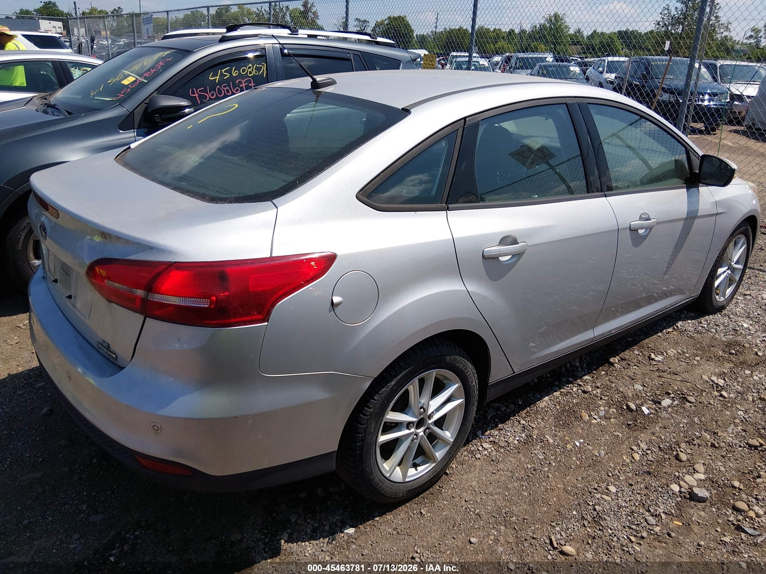 2015 Ford Focus Se Silver vin: 1FADP3F23FL346791