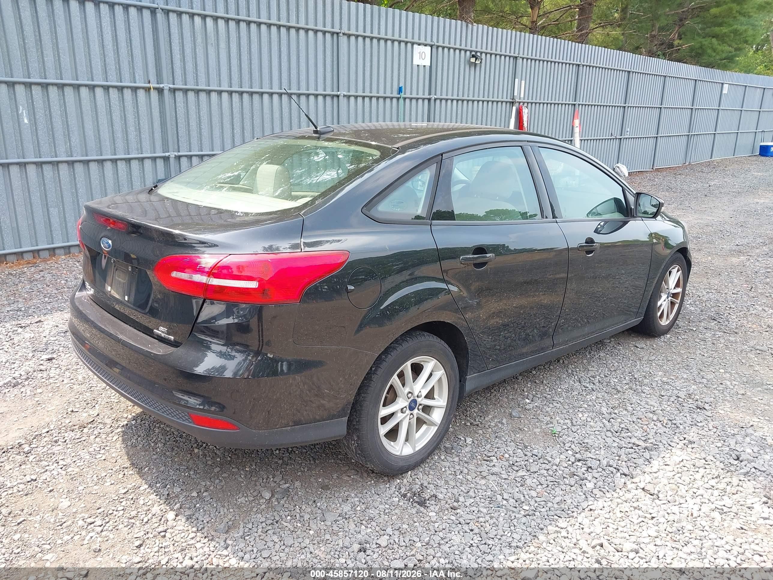 2015 Ford Focus Se Black vin: 1FADP3F23FL366054