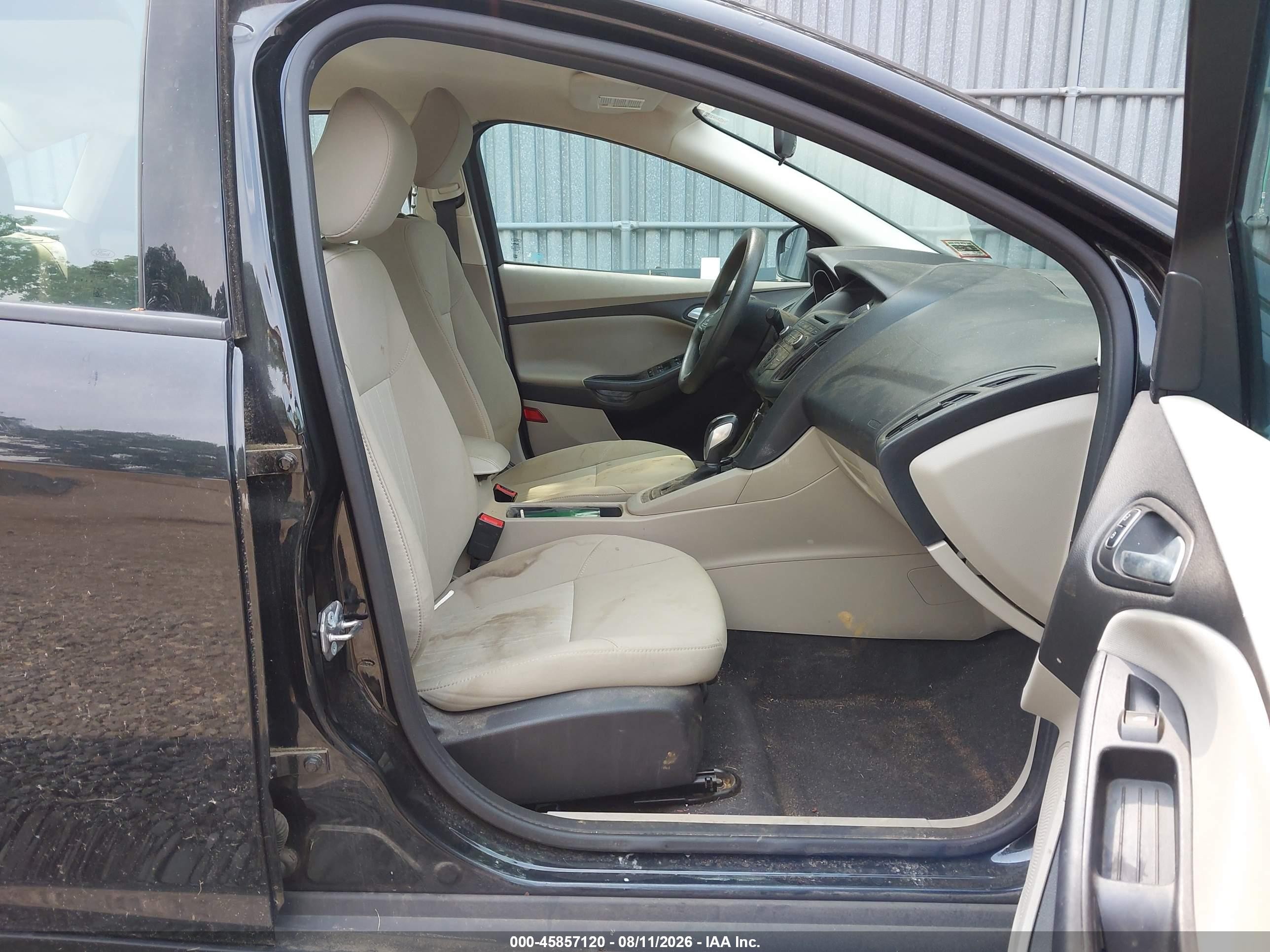 2015 Ford Focus Se Black vin: 1FADP3F23FL366054