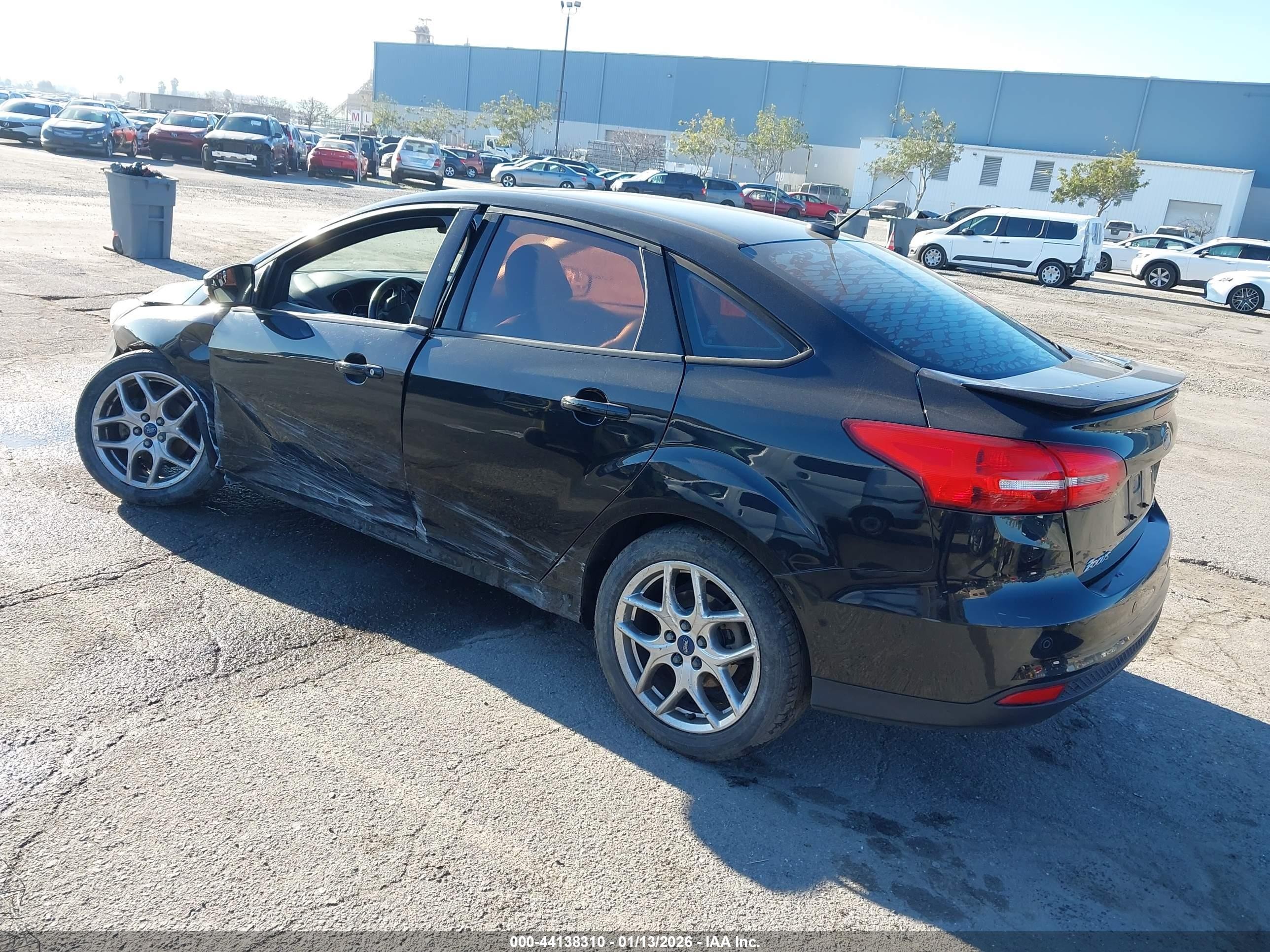 2015 Ford Focus Se Gray vin: 1FADP3F23FL380598
