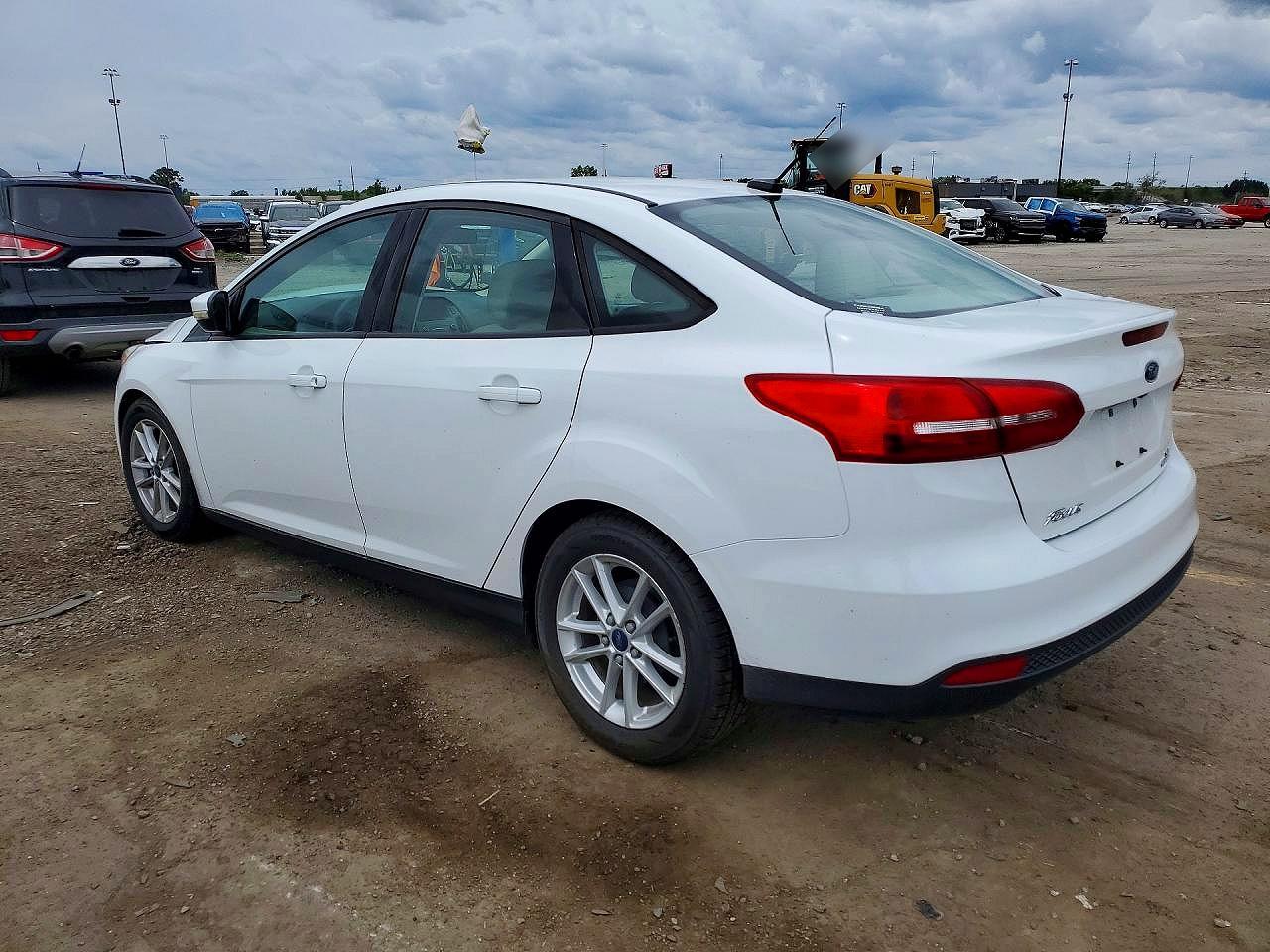 2016 Ford Focus Se White vin: 1FADP3F23GL239080