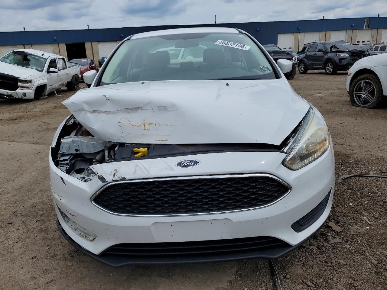 2016 Ford Focus Se White vin: 1FADP3F23GL239080