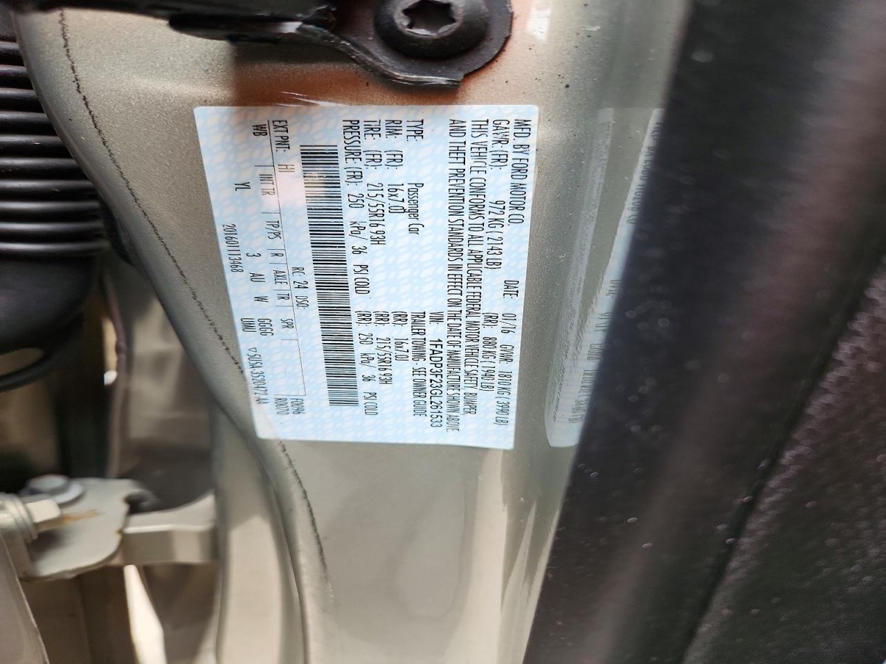 2016 Ford Focus Se Бежевый vin: 1FADP3F23GL261533