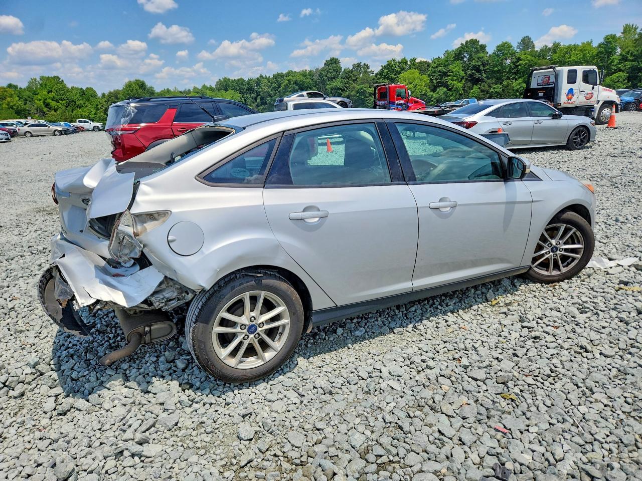 2016 Ford Focus Se Silver vin: 1FADP3F23GL291468