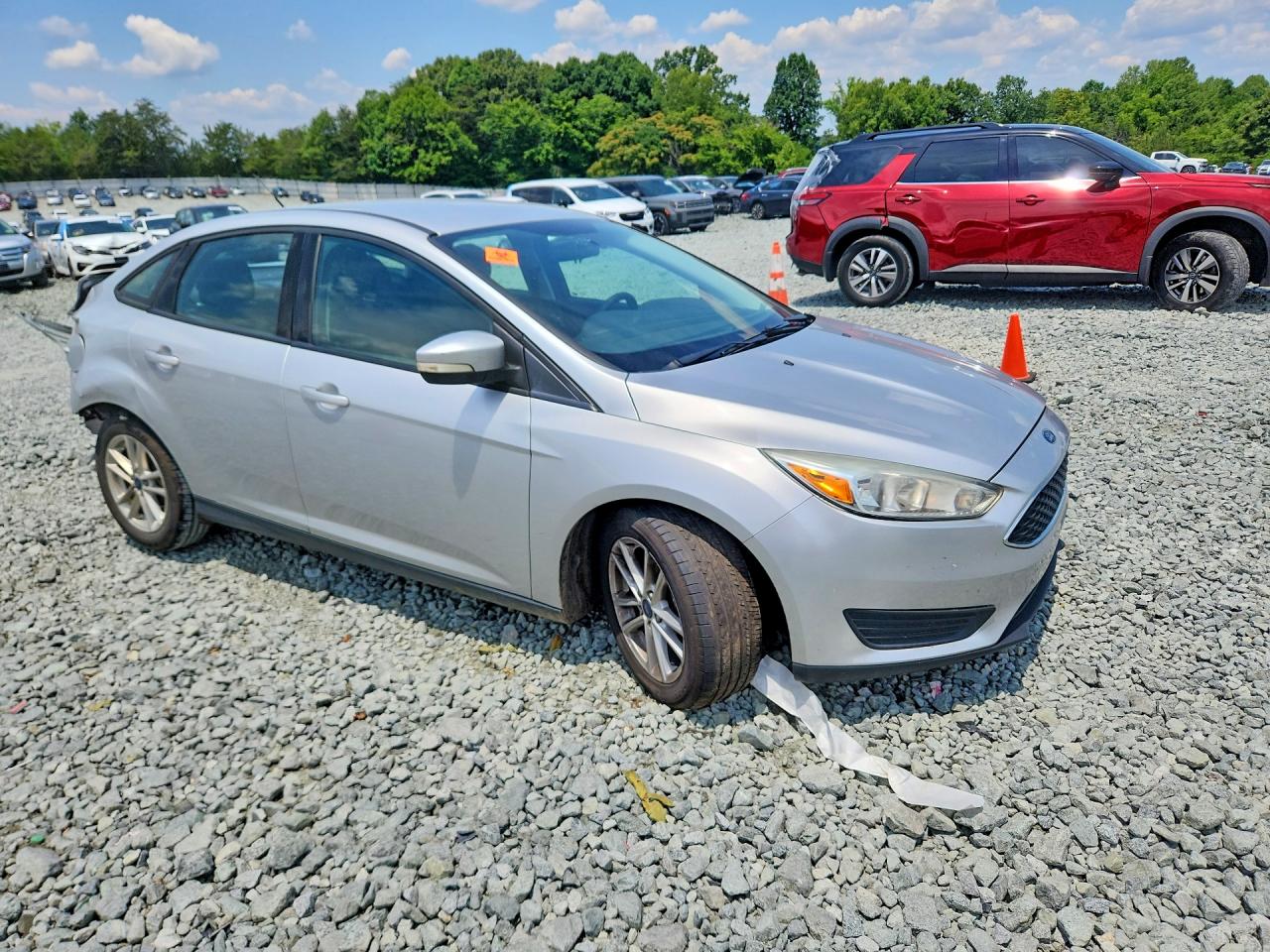 2016 Ford Focus Se Silver vin: 1FADP3F23GL291468