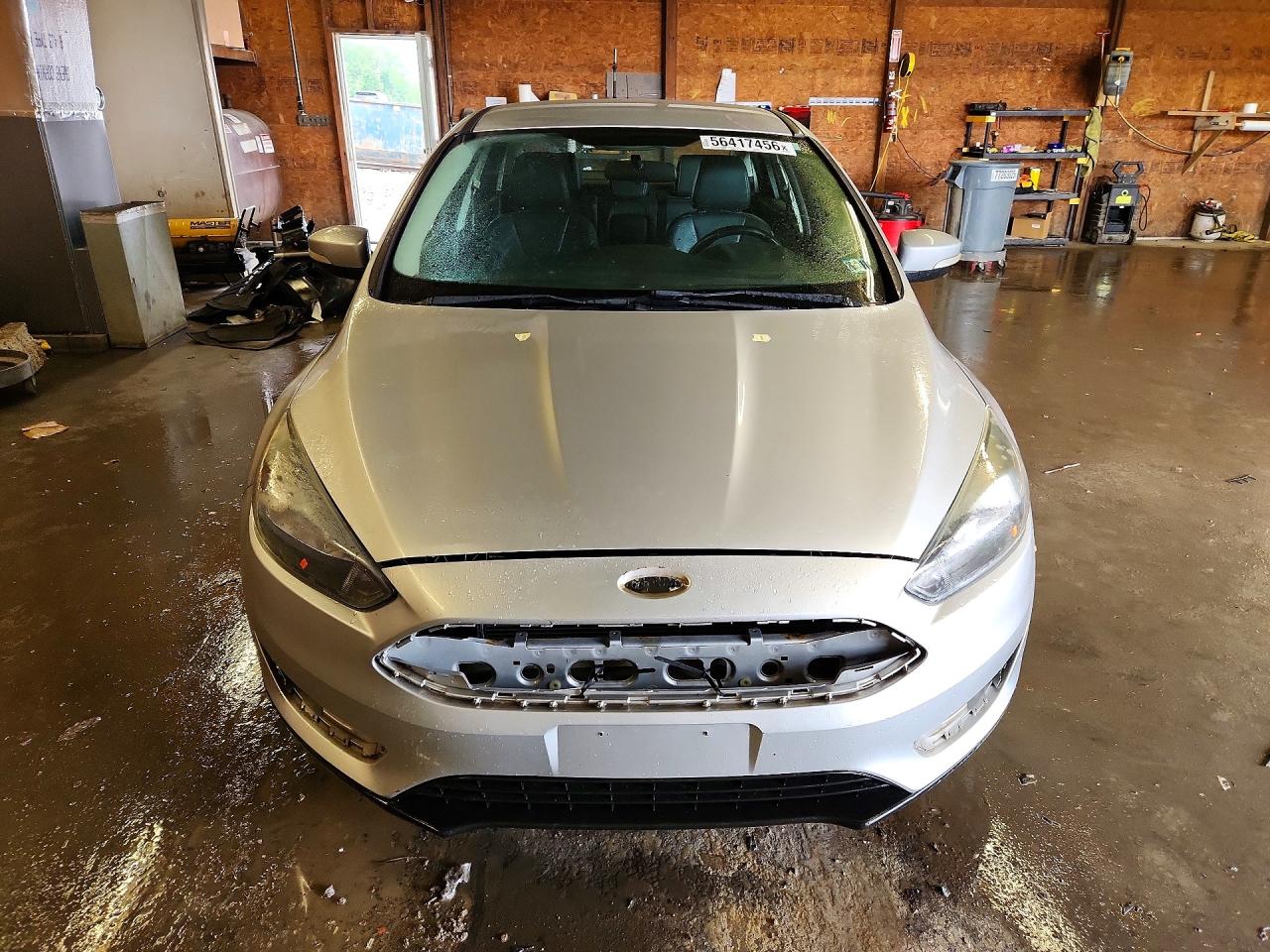 2016 Ford Focus Se Silver vin: 1FADP3F23GL321004