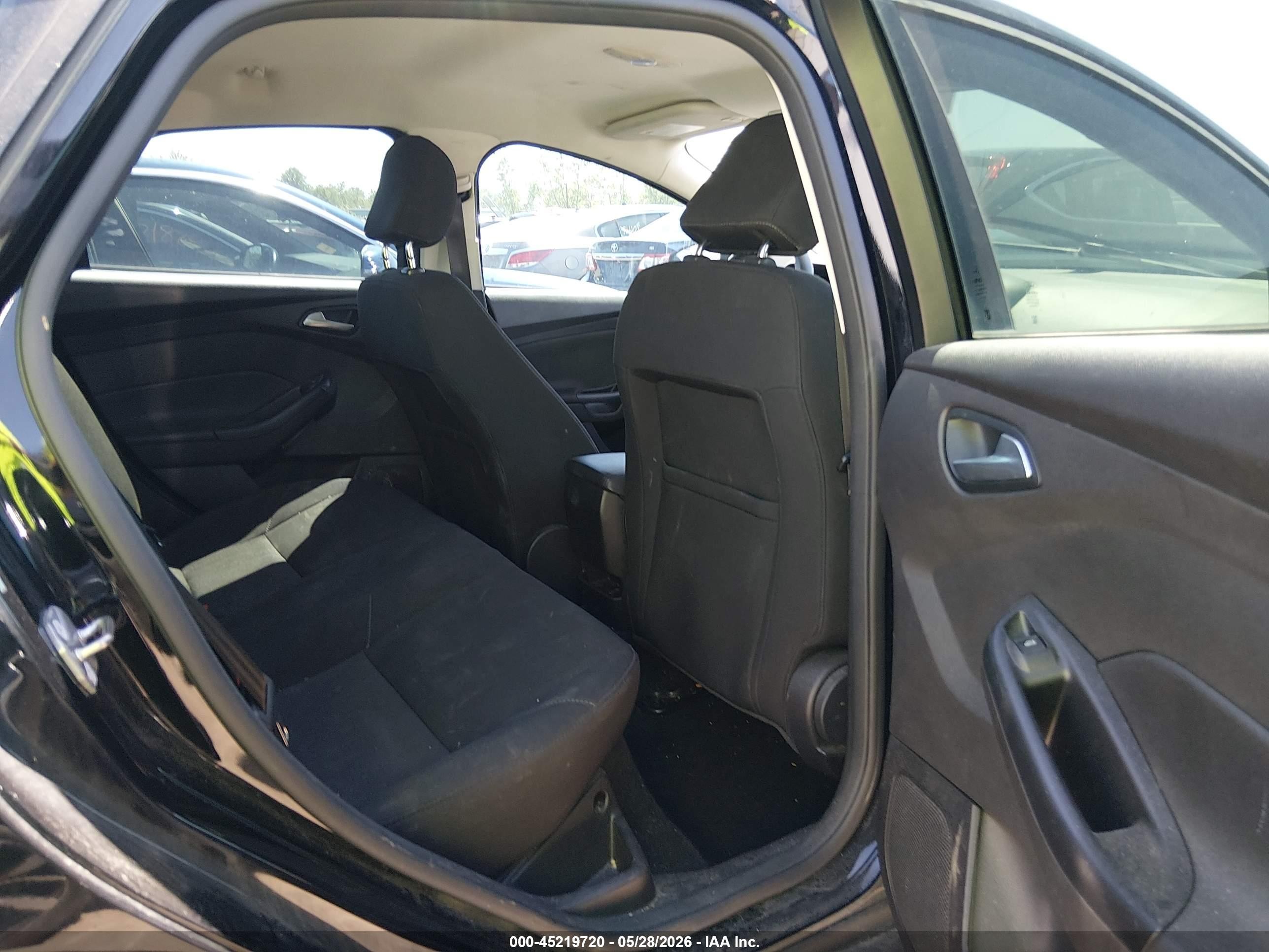 2017 Ford Focus Se Black vin: 1FADP3F23HL302731