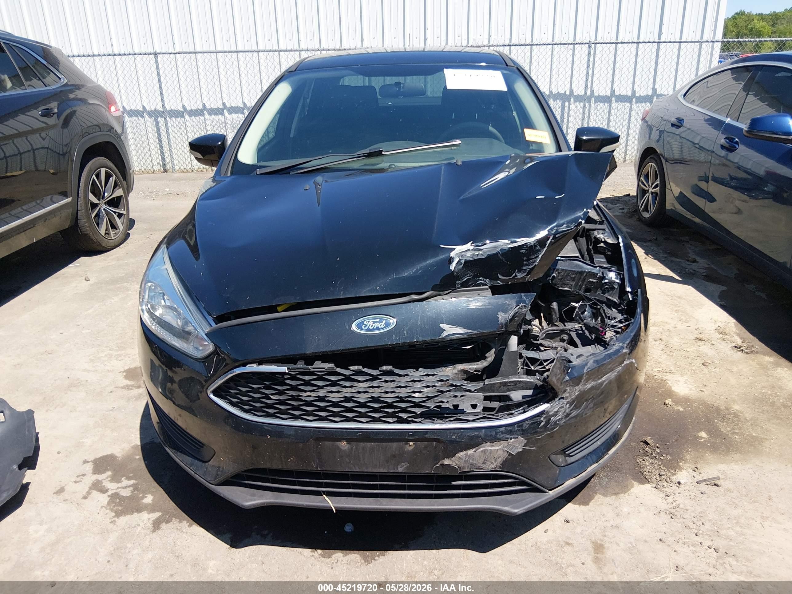 2017 Ford Focus Se Black vin: 1FADP3F23HL302731