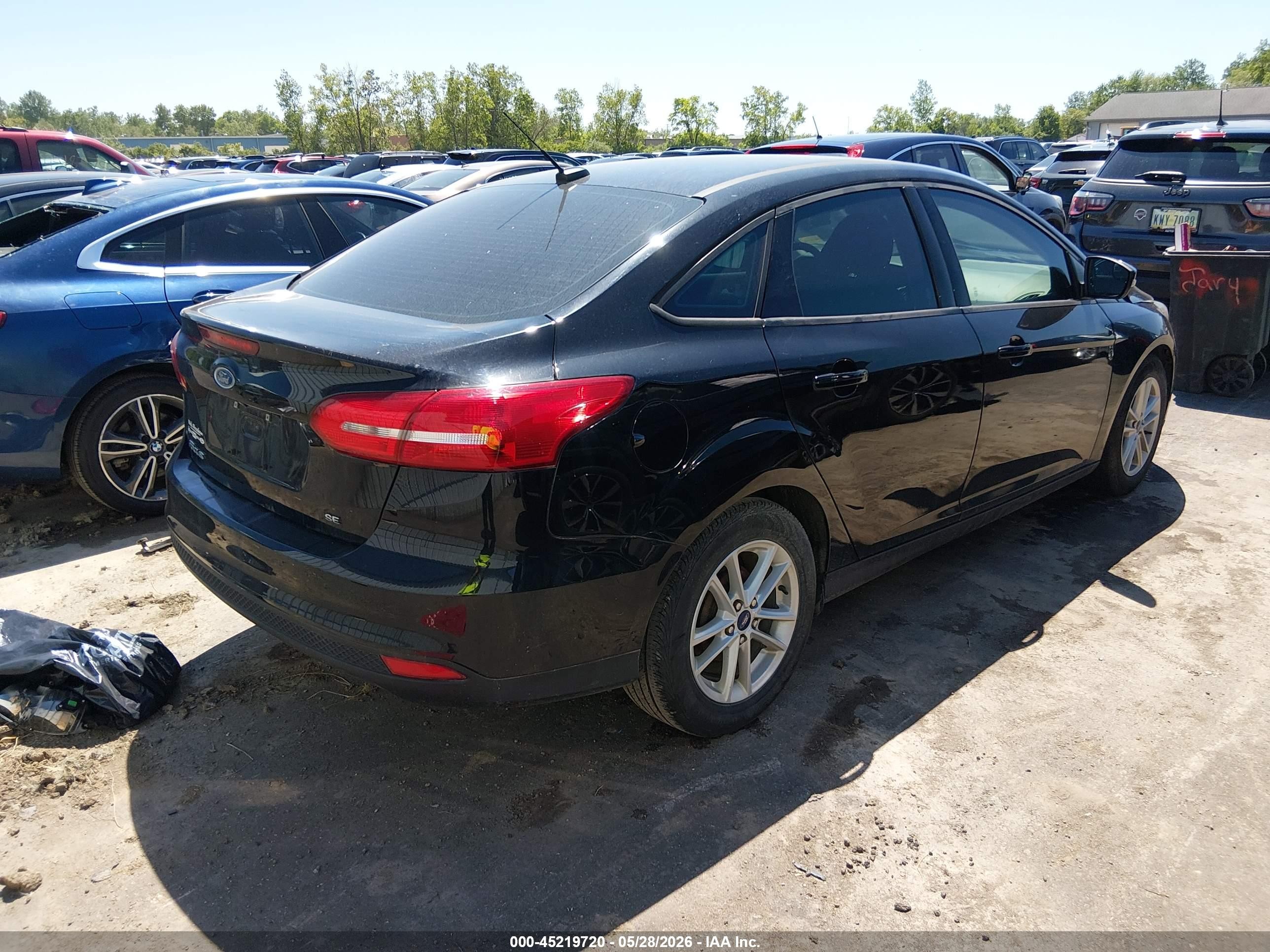 2017 Ford Focus Se Black vin: 1FADP3F23HL302731