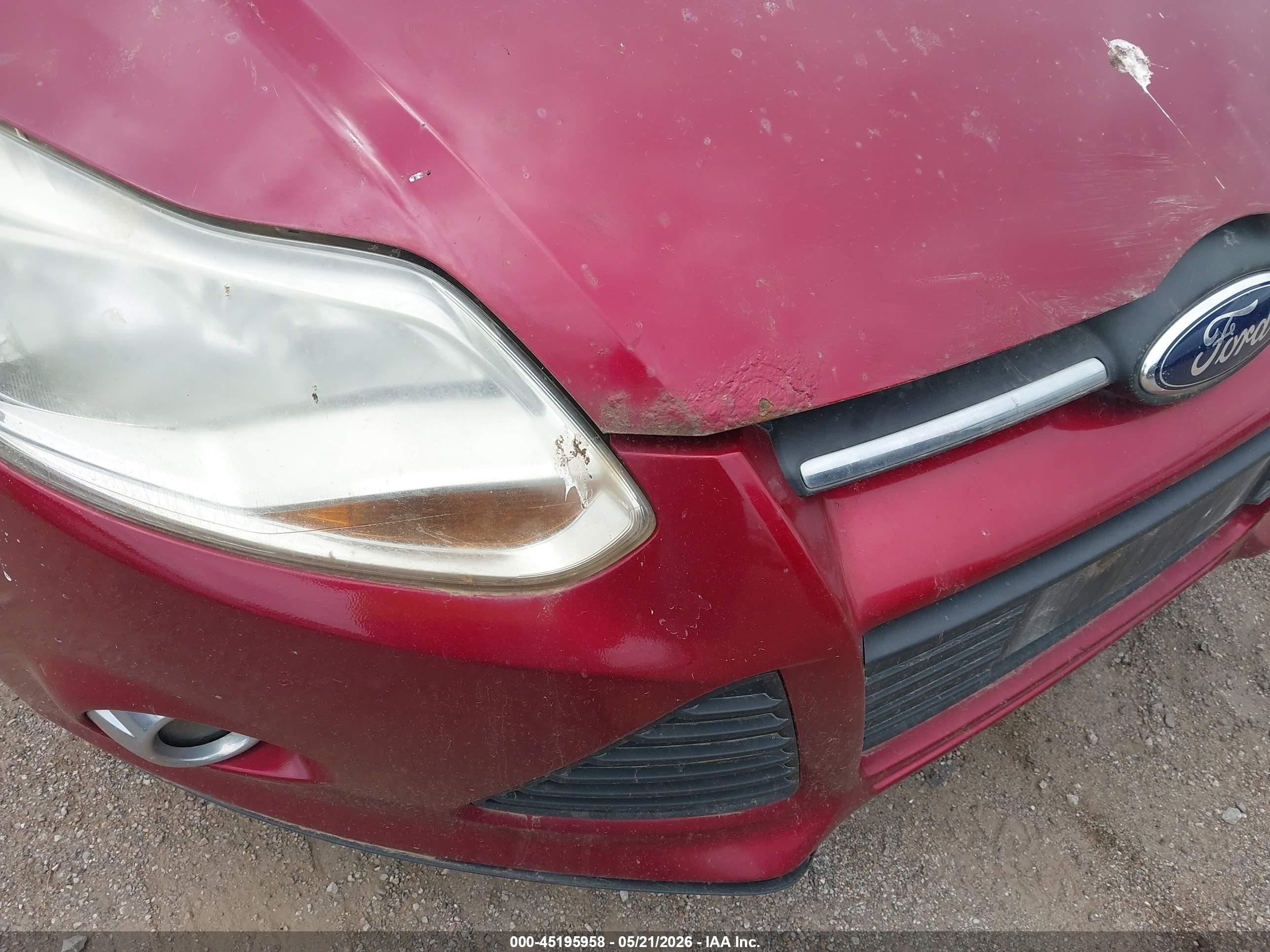 2013 Ford Focus Se Maroon vin: 1FADP3F24DL115976