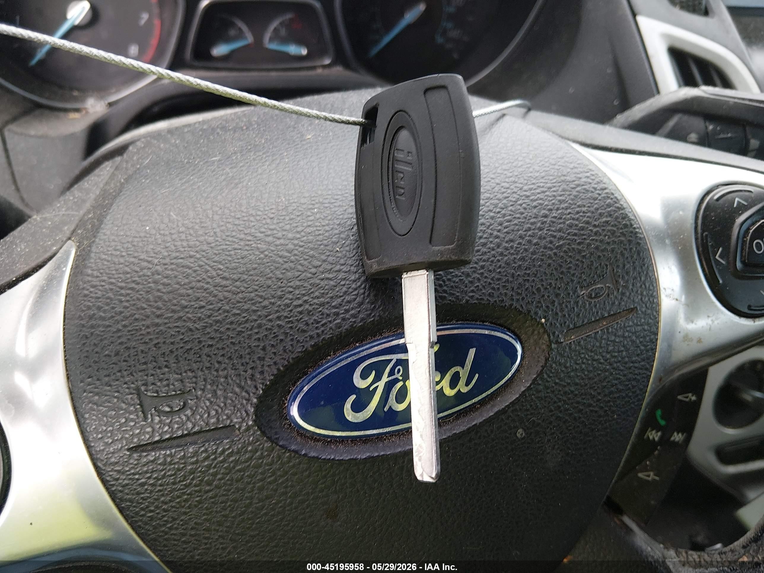 2013 Ford Focus Se Maroon vin: 1FADP3F24DL115976