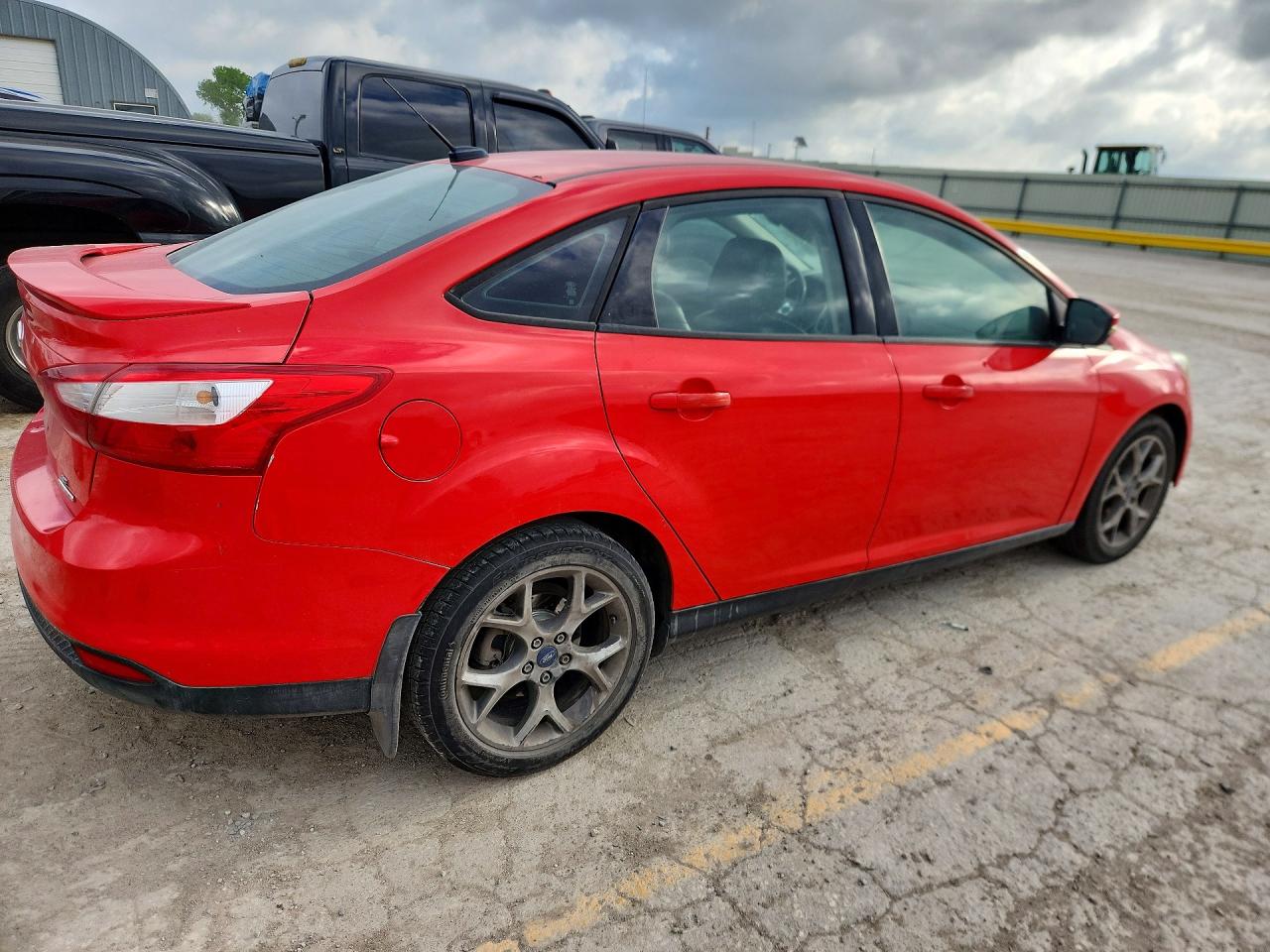 2013 Ford Focus Se Red vin: 1FADP3F24DL116061