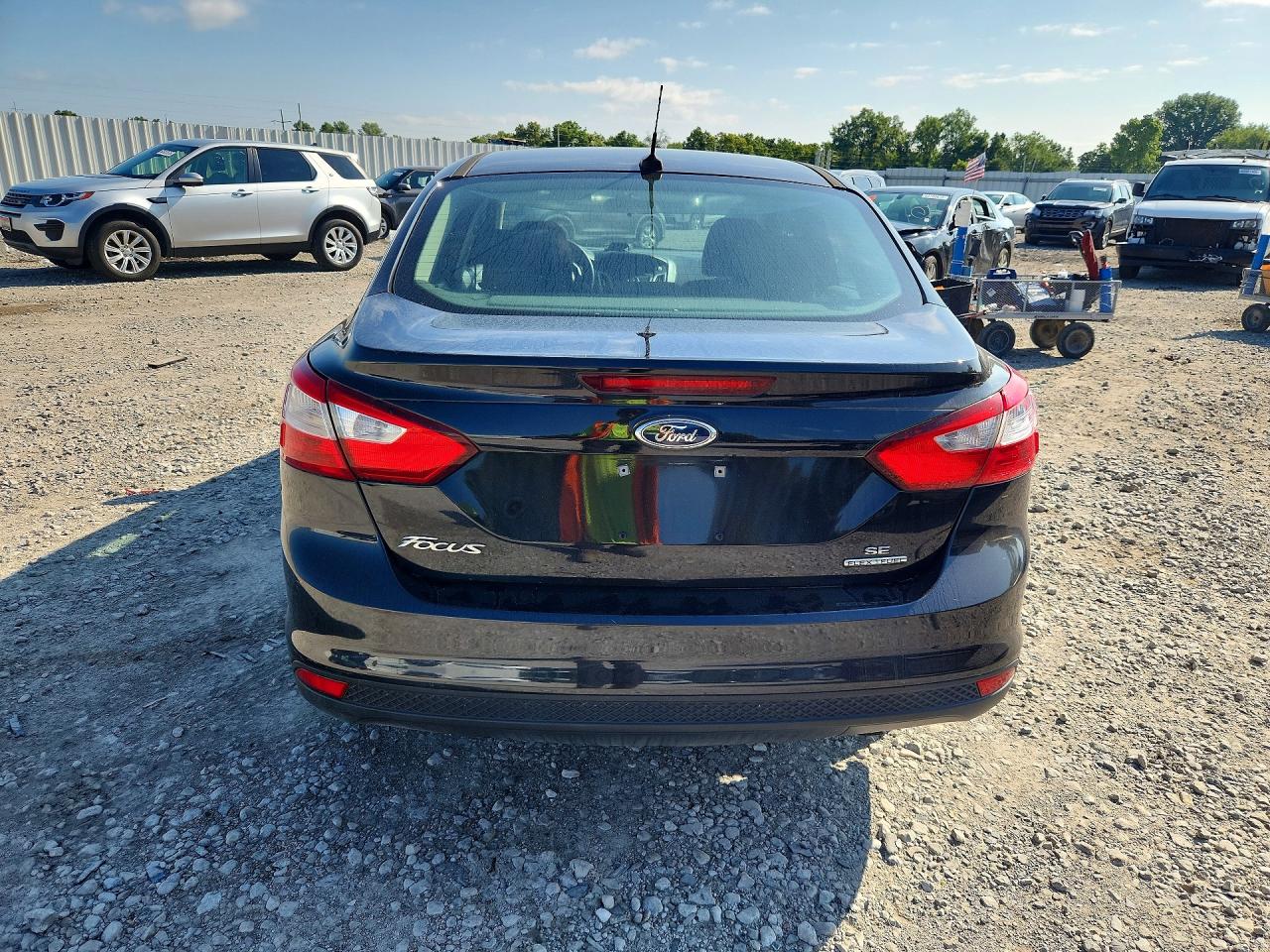 2013 Ford Focus Se Black vin: 1FADP3F24DL131093