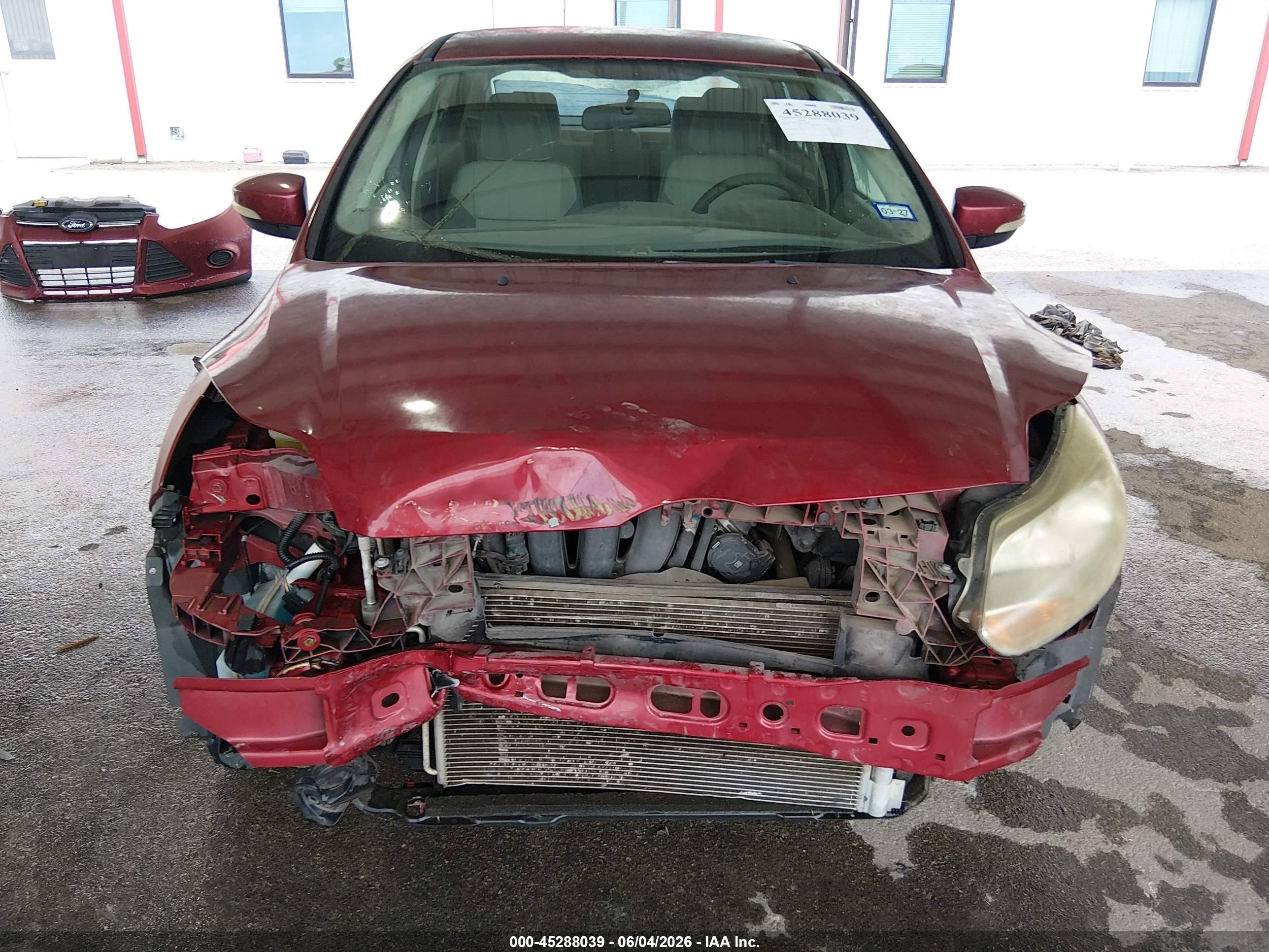 2013 Ford Focus Se Red vin: 1FADP3F24DL144166
