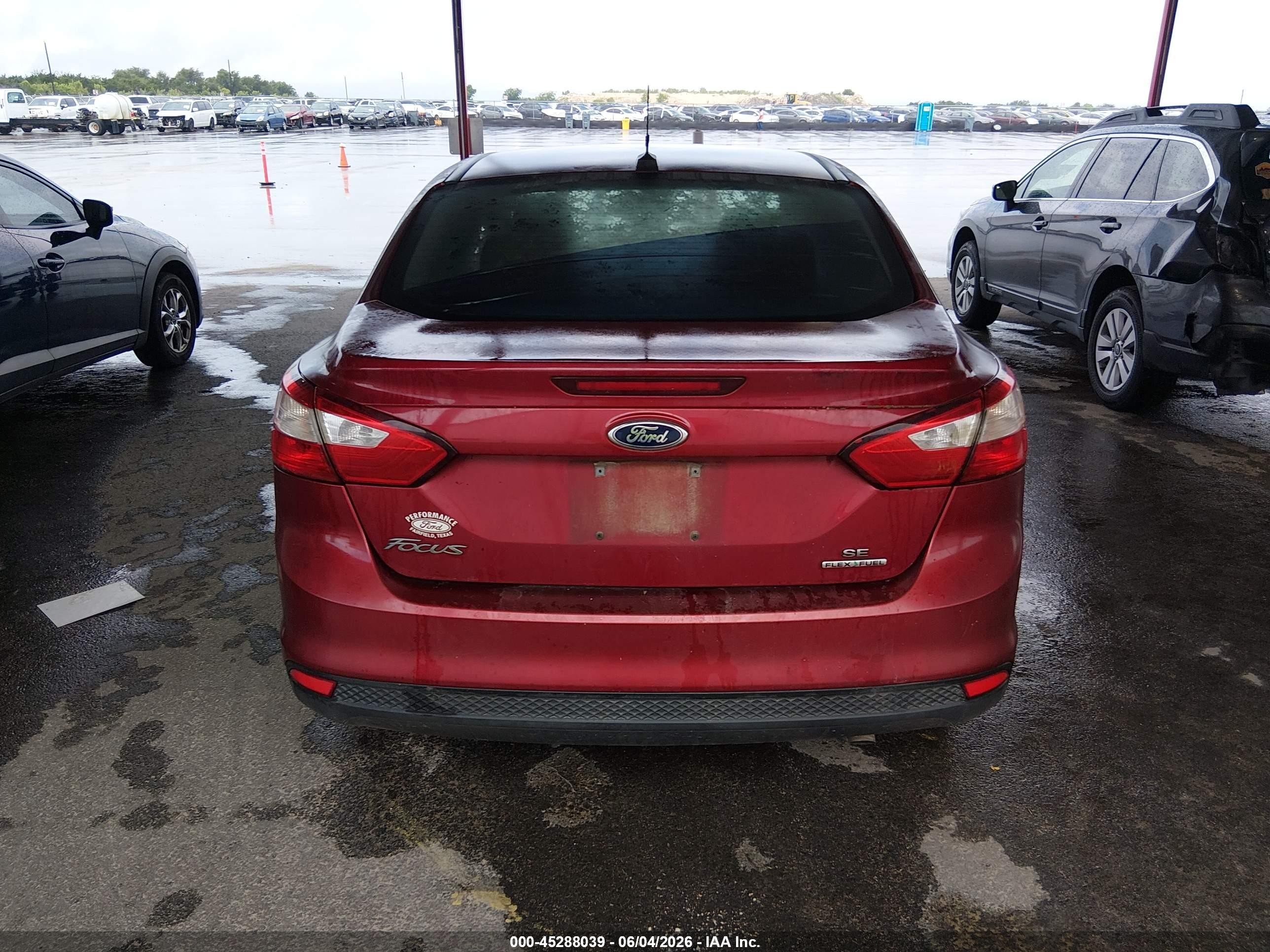 2013 Ford Focus Se Red vin: 1FADP3F24DL144166