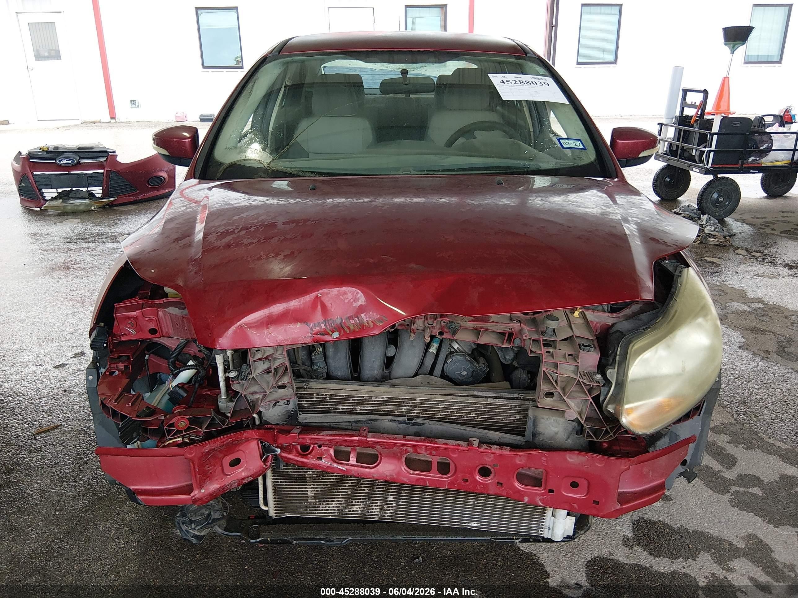 2013 Ford Focus Se Red vin: 1FADP3F24DL144166