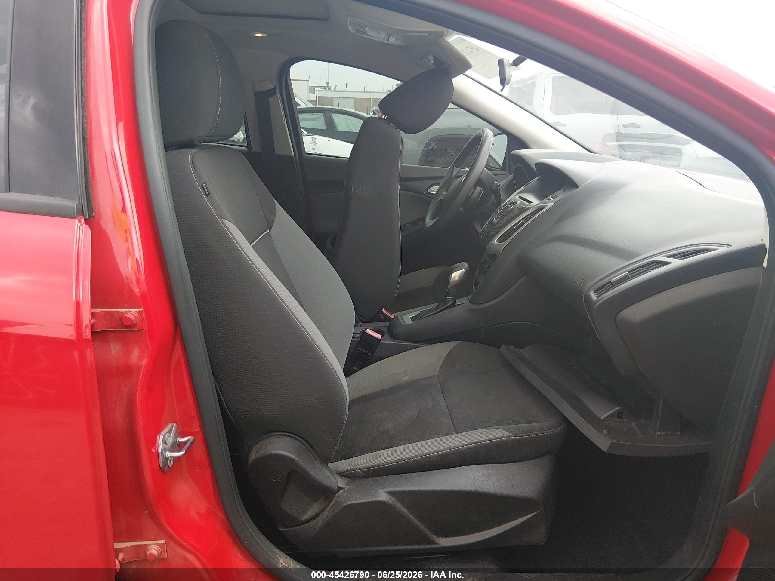 2013 Ford Focus Se Red vin: 1FADP3F24DL185381