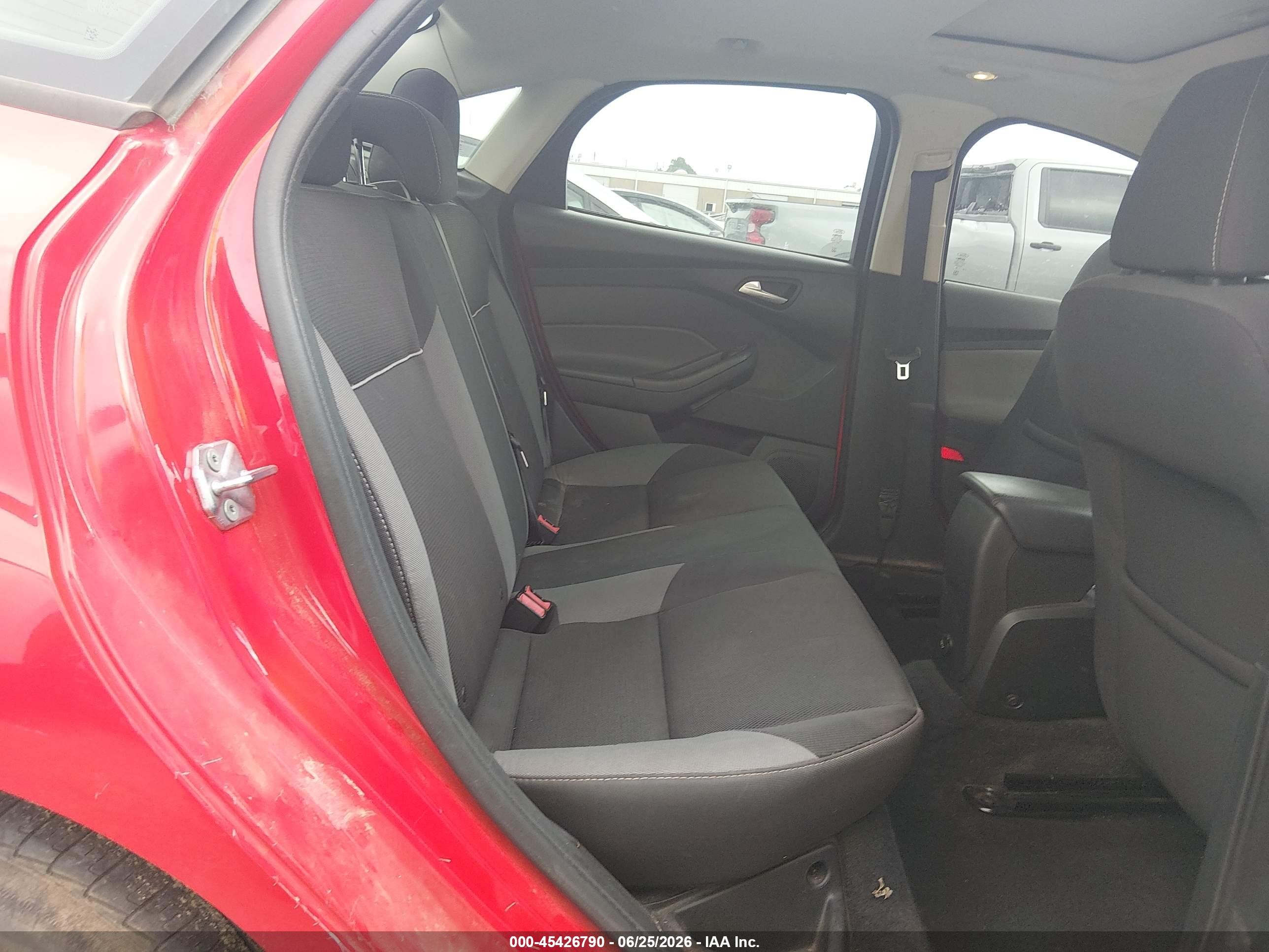 2013 Ford Focus Se Red vin: 1FADP3F24DL185381