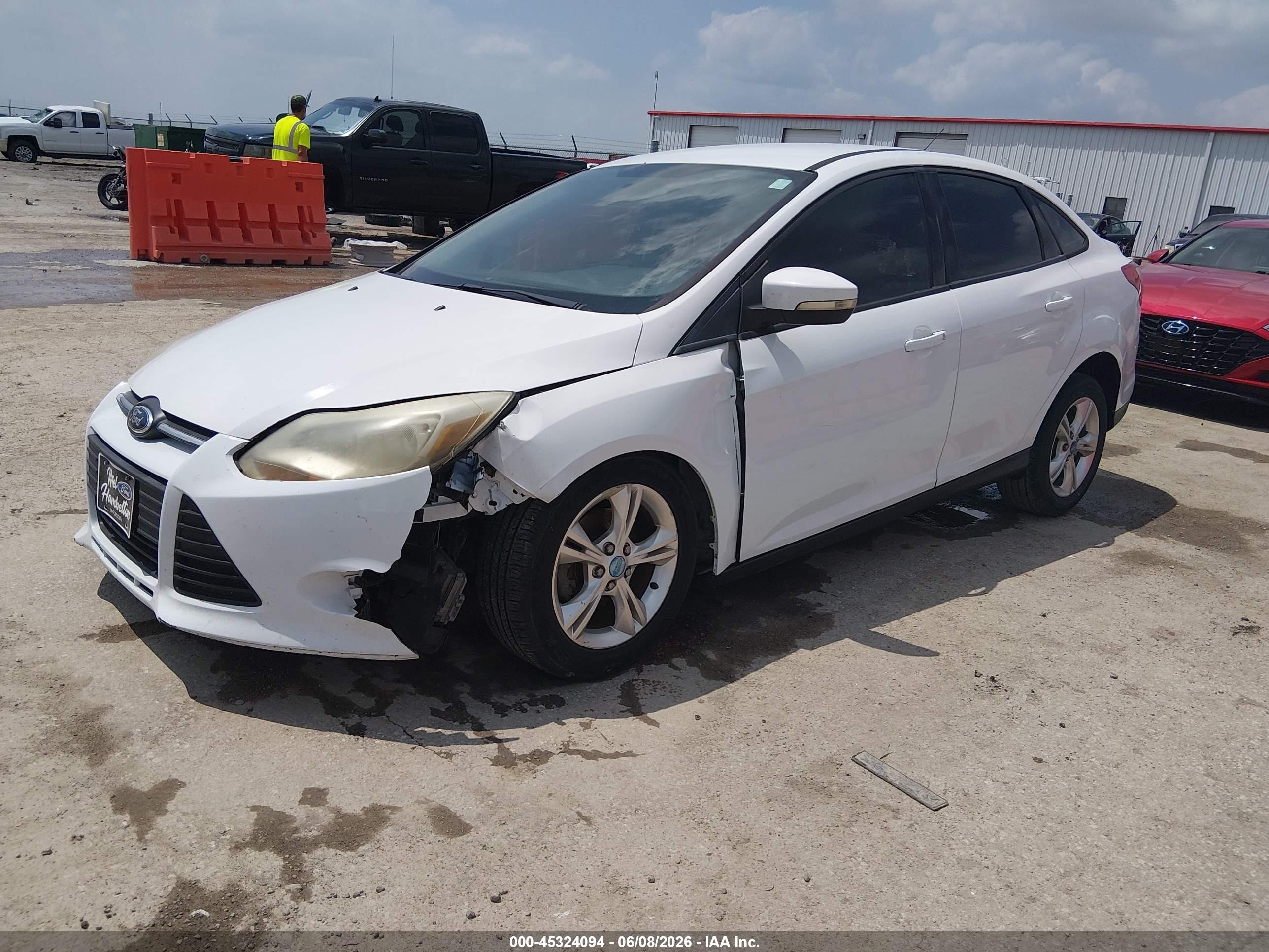 2013 Ford Focus Se Белый vin: 1FADP3F24DL200669