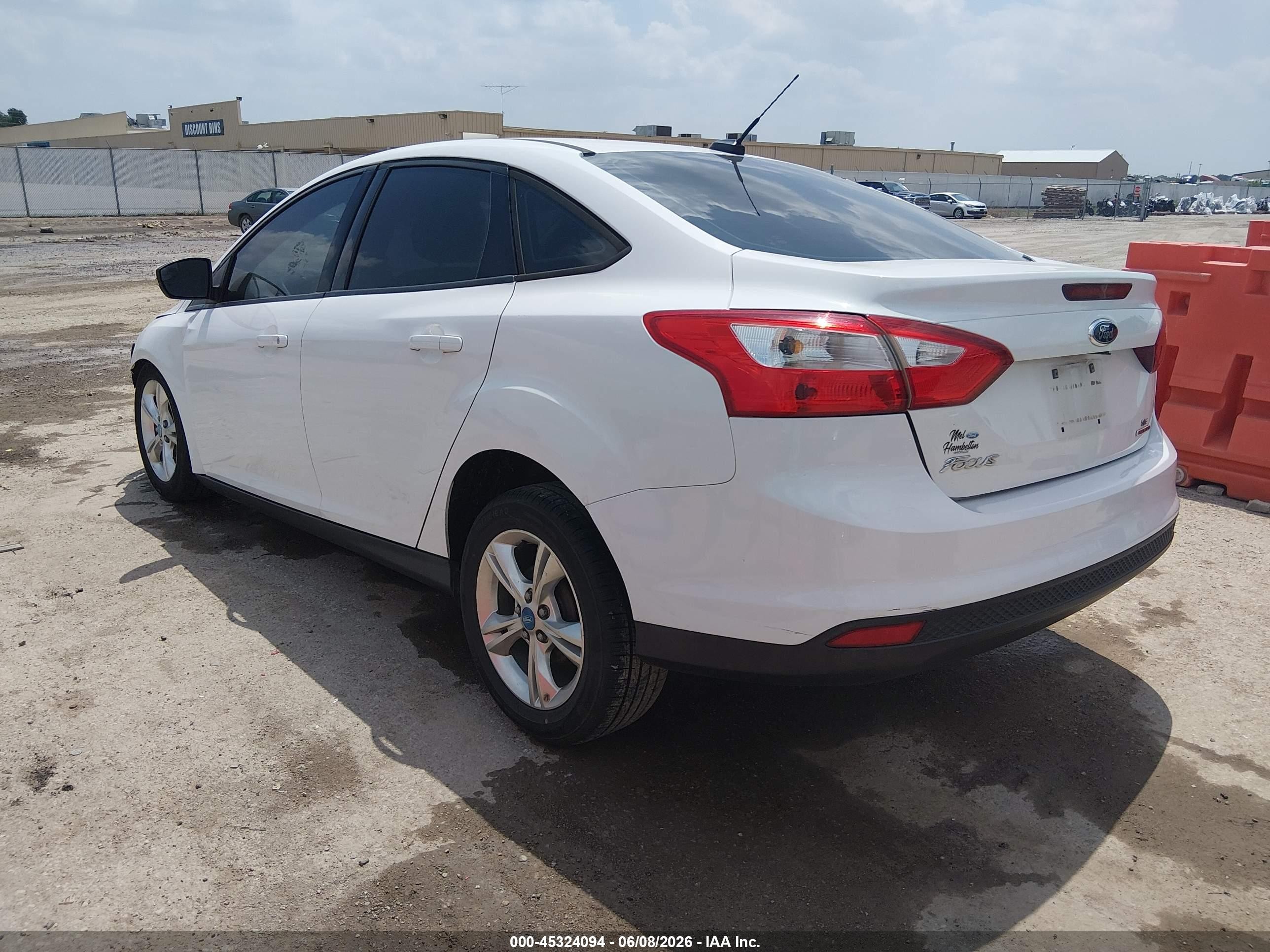 2013 Ford Focus Se Белый vin: 1FADP3F24DL200669