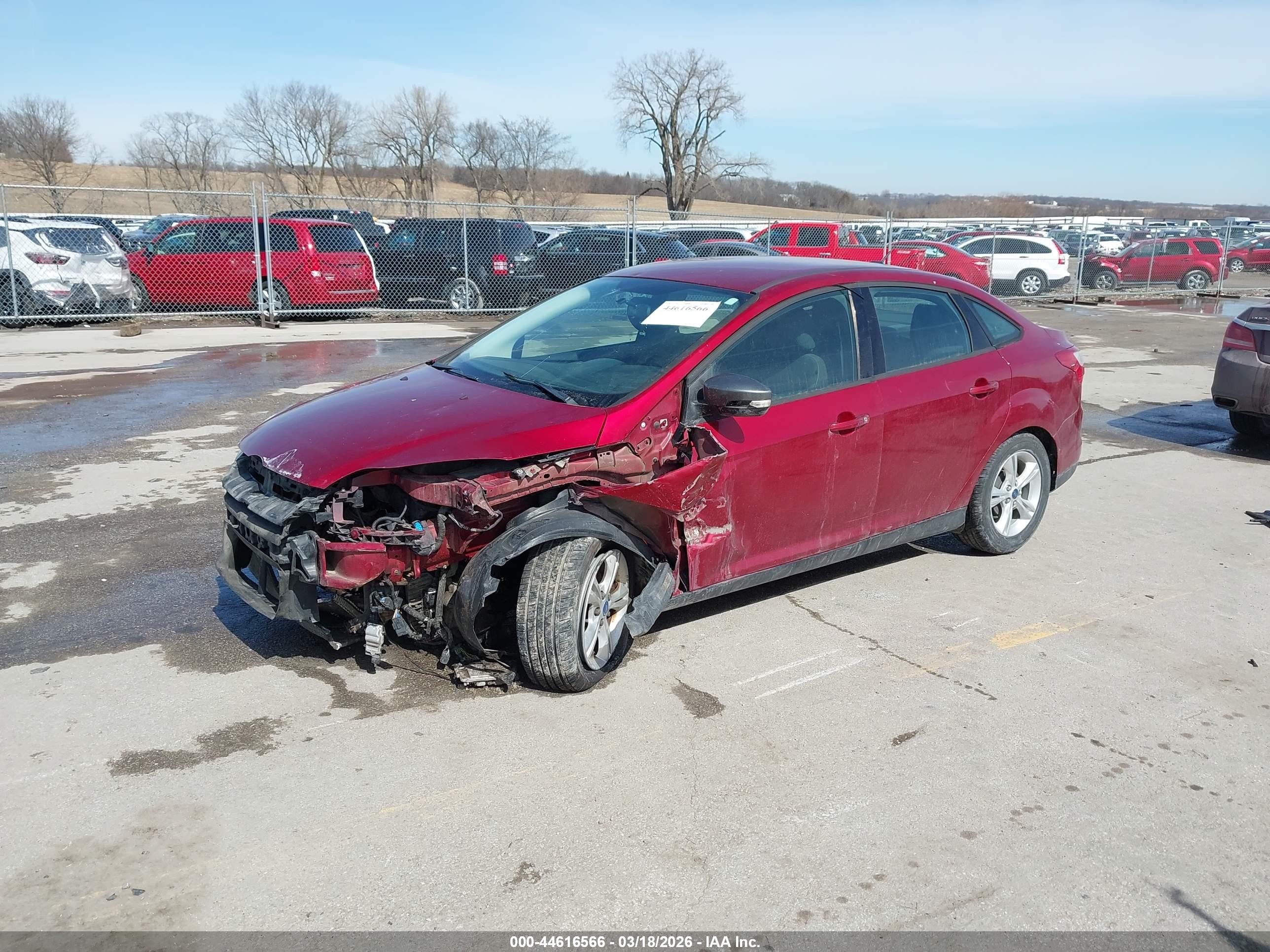 2013 Ford Focus Se Коричневый vin: 1FADP3F24DL204110