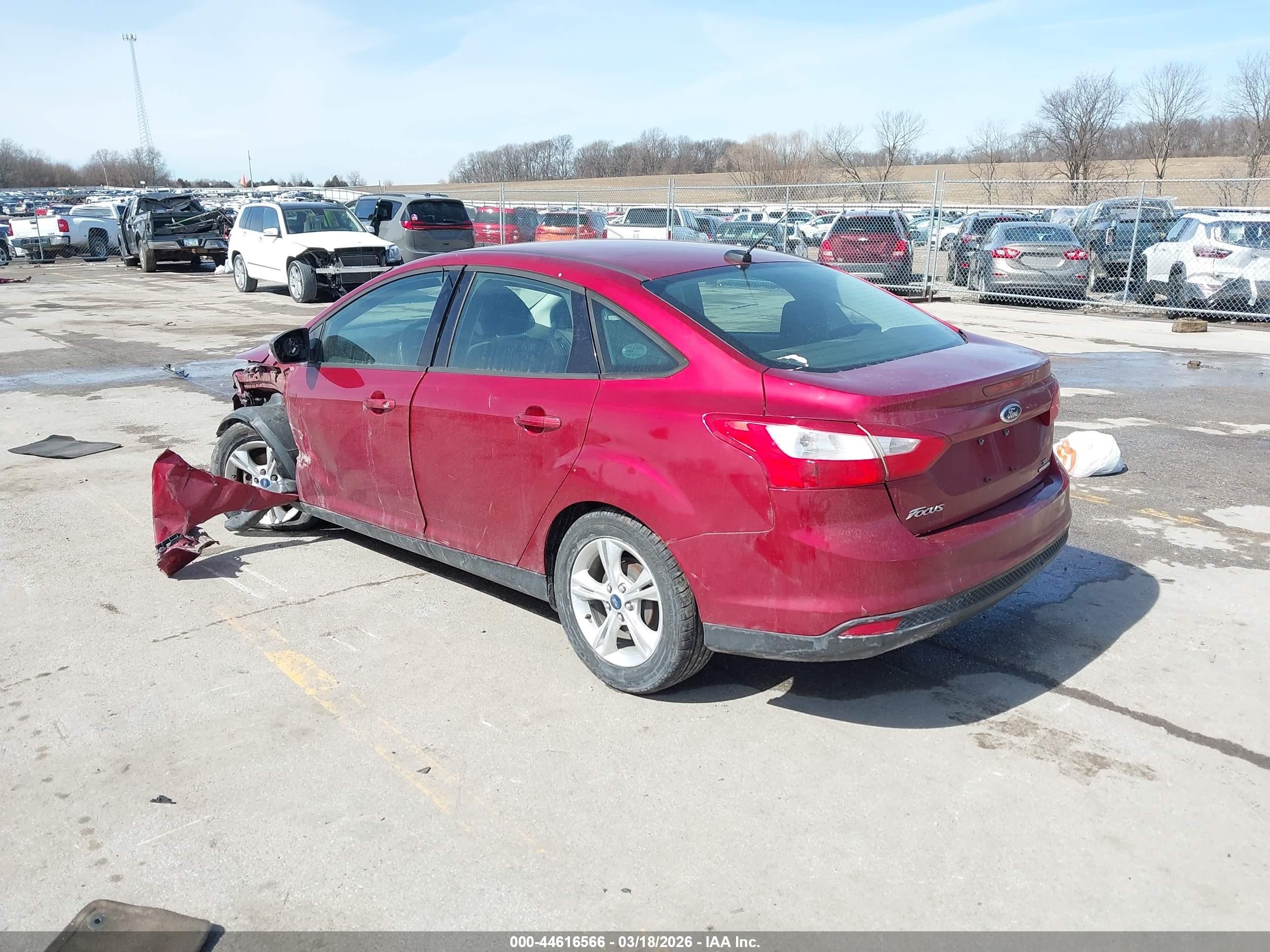 2013 Ford Focus Se Коричневый vin: 1FADP3F24DL204110