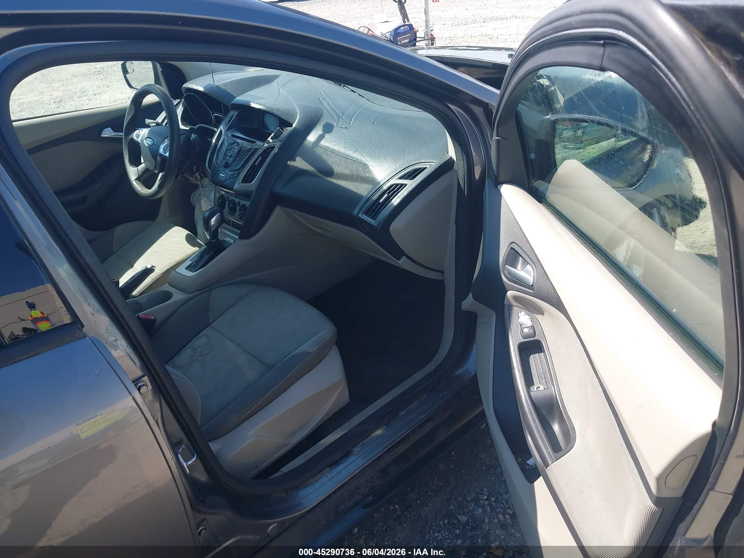 2013 Ford Focus Se Gray vin: 1FADP3F24DL217570