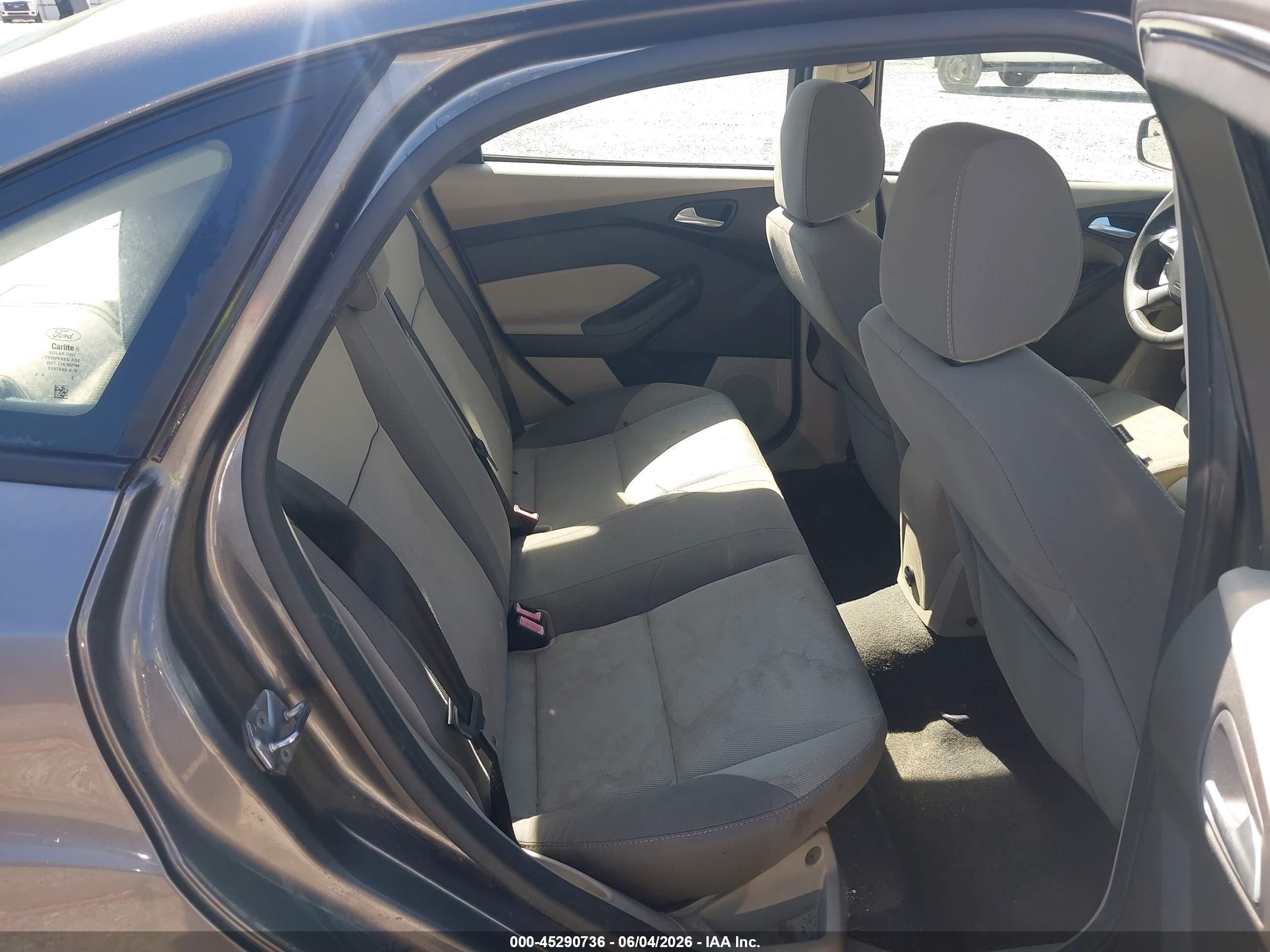 2013 Ford Focus Se Gray vin: 1FADP3F24DL217570